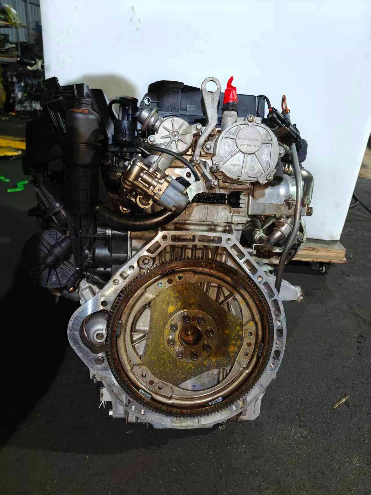 Mercedes Benz M271 engine side view