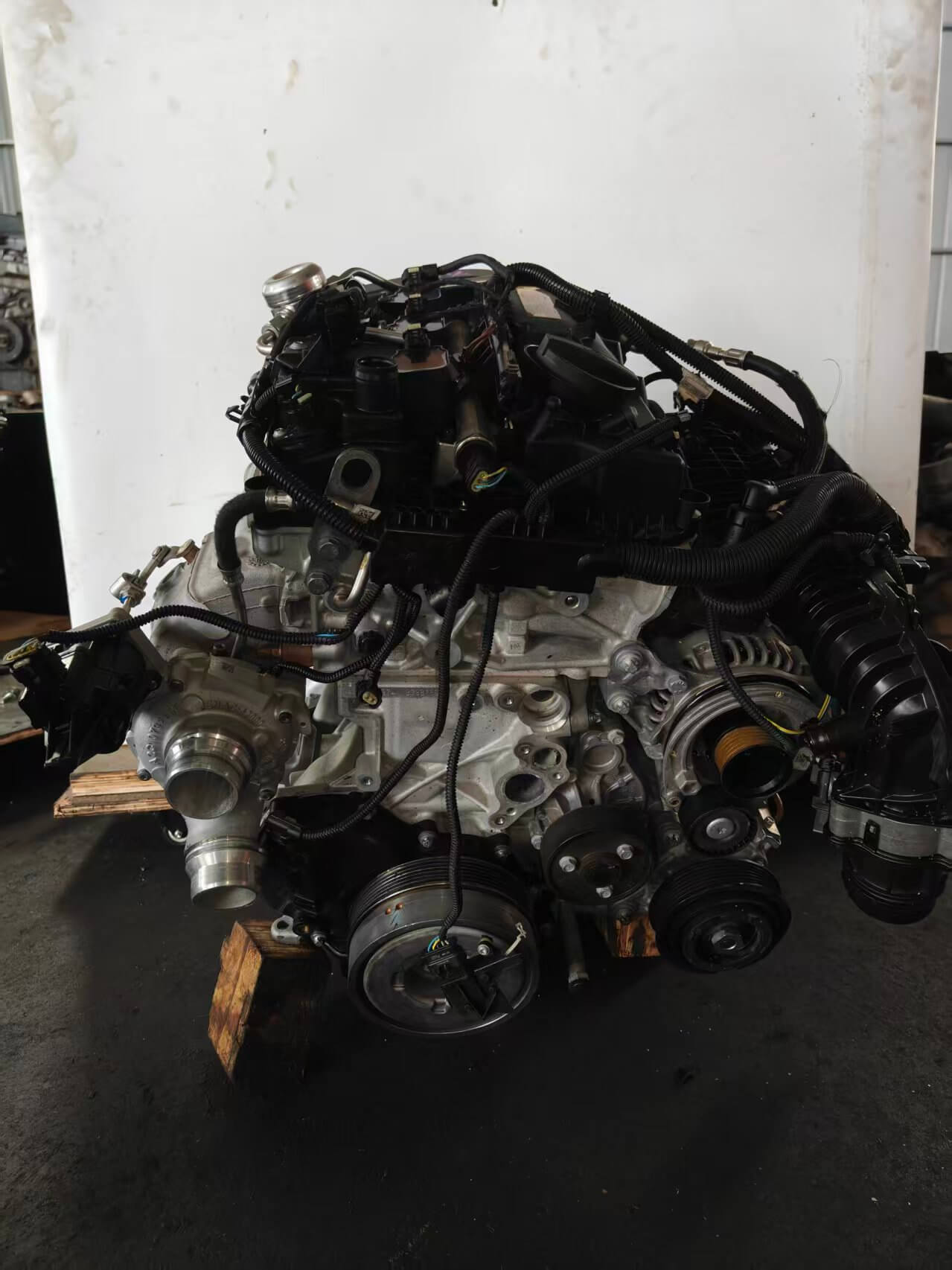 BMW B38 engine components and details