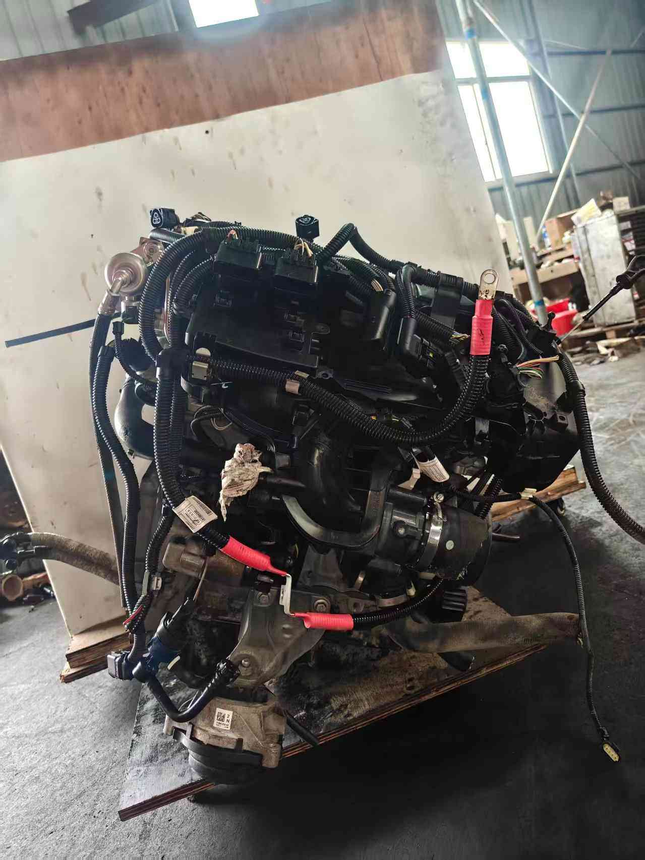 BMW N13 Engine Components and Details