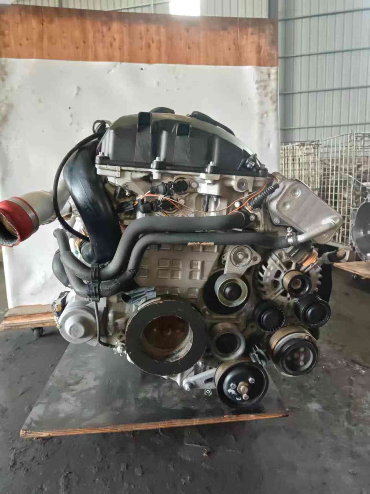 BMW N54 Engine Components and Details