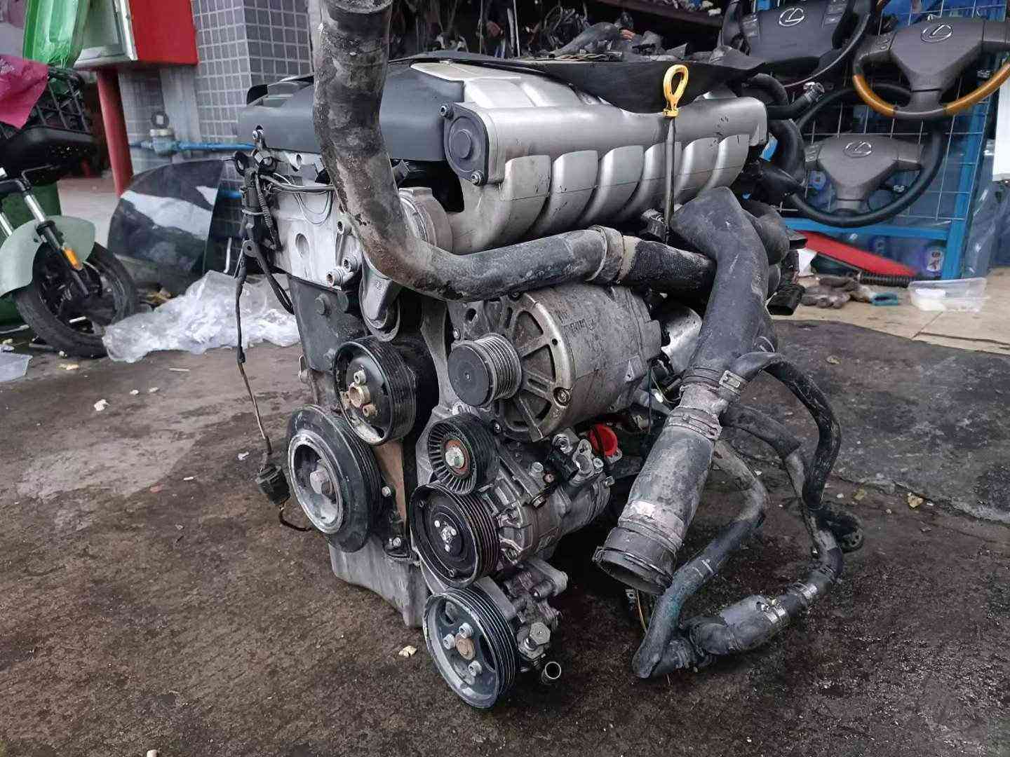 Audi AXZ engine side view