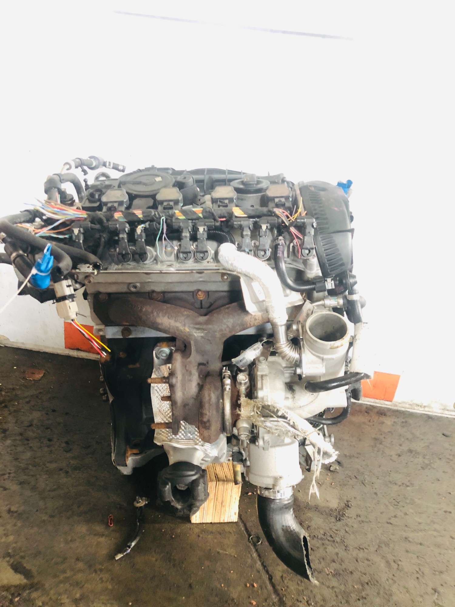 Audi CDN engine side view