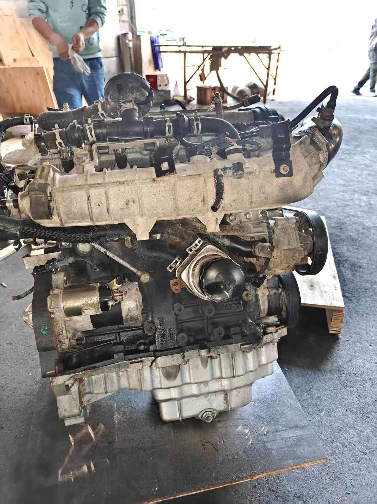 Changan JL486ZQ2 turbo engine complete assembly photo