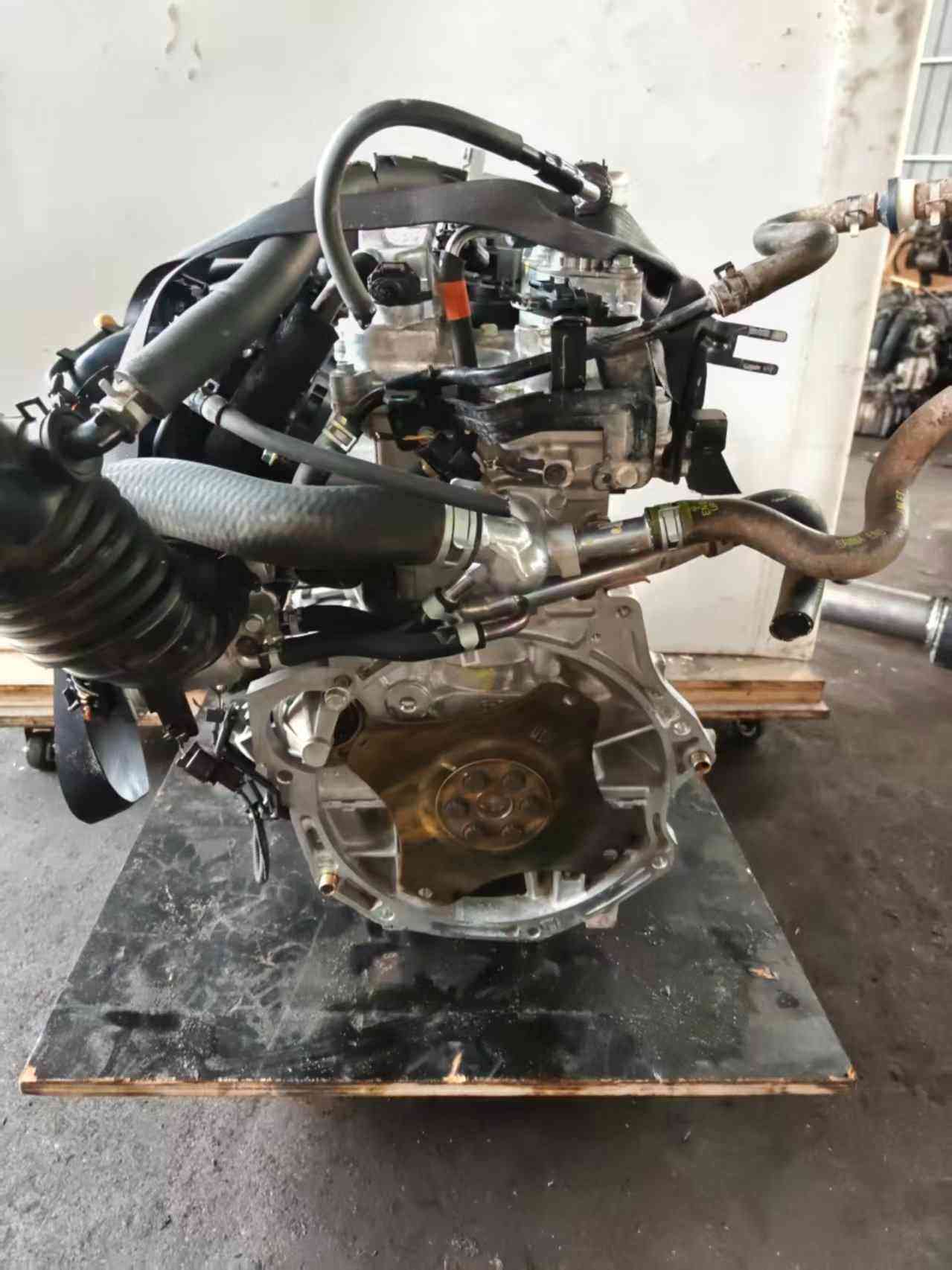 Used Hyundai G4FD engine assembly for replacement