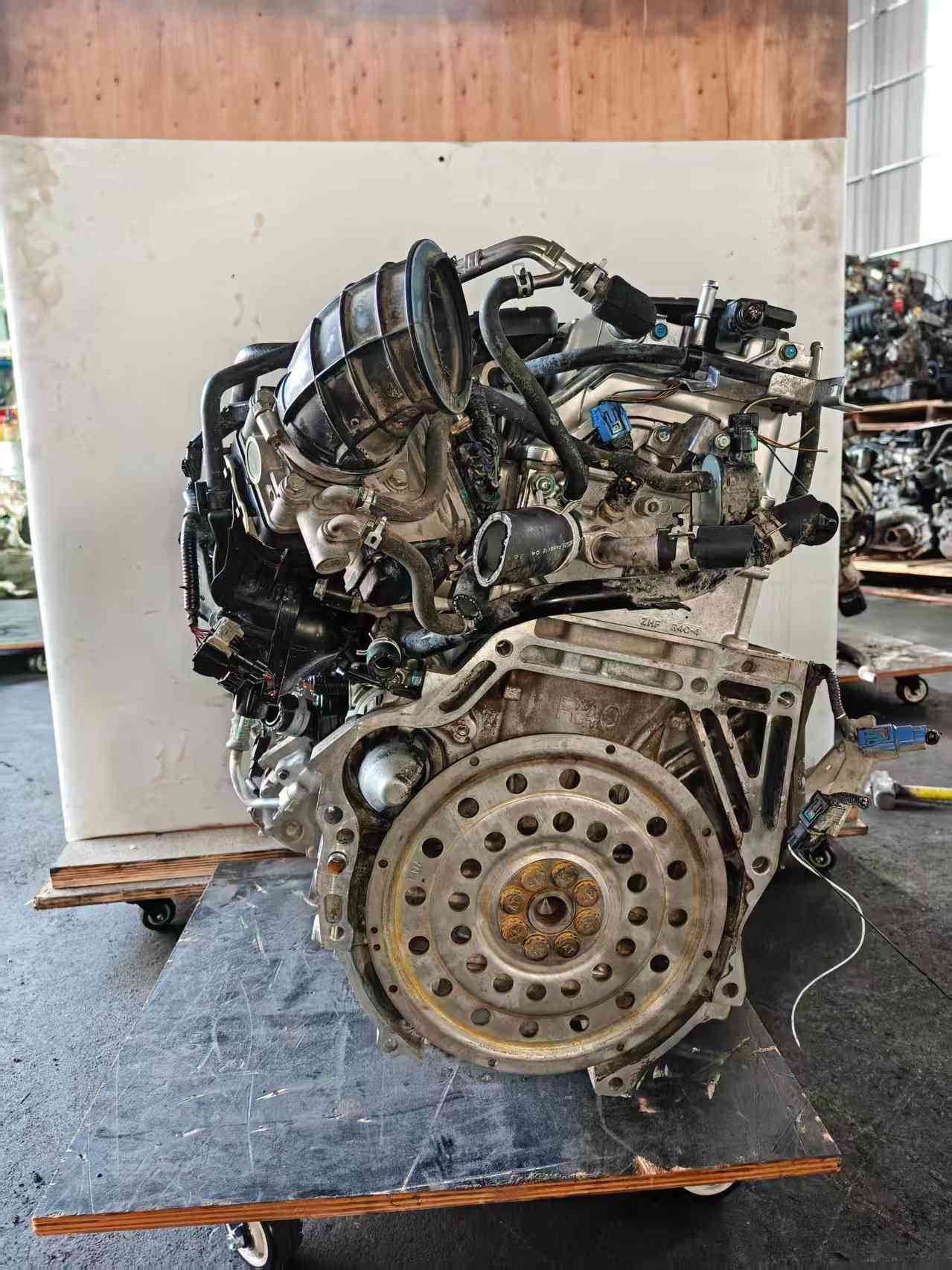 K24Z2 engine transmission side with flywheel housing