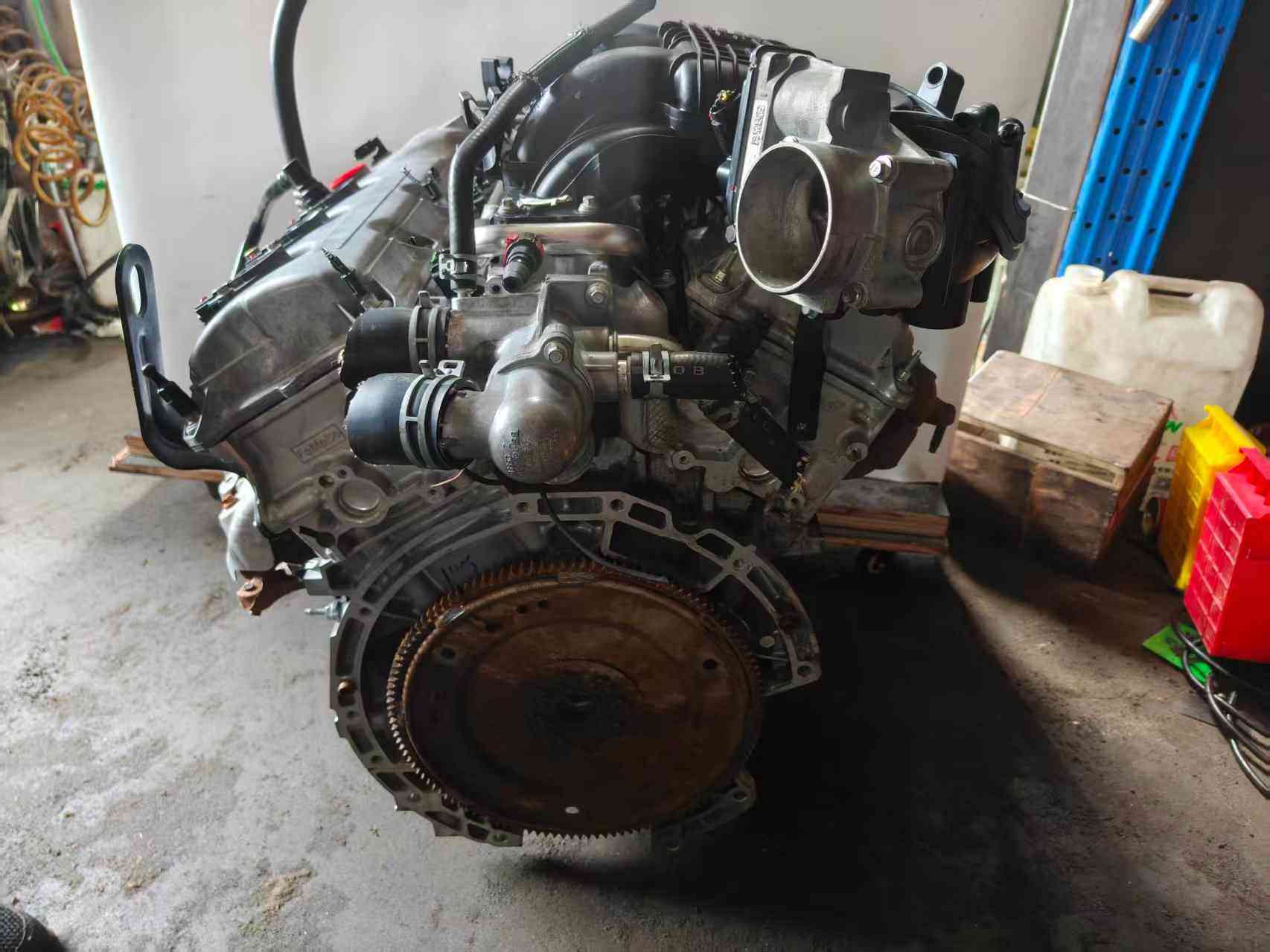 Mazda CX-9 3.7L gasoline engine side view