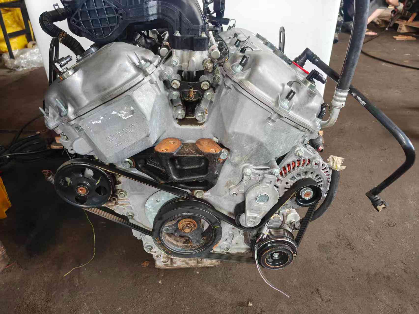 Mazda CX-9 replacement engine for SUV repair
