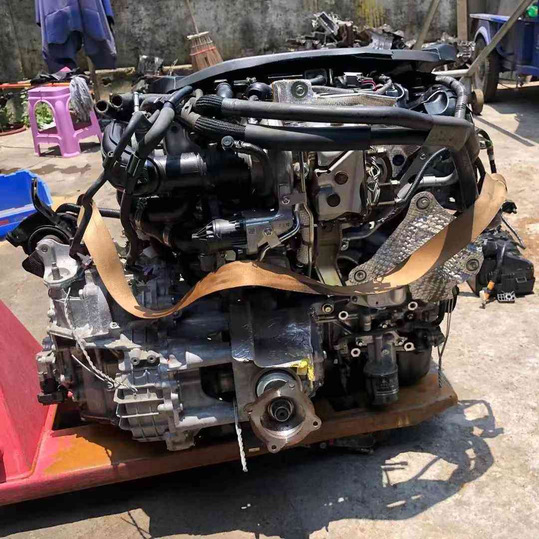 Mazda PY-VPTS engine side view