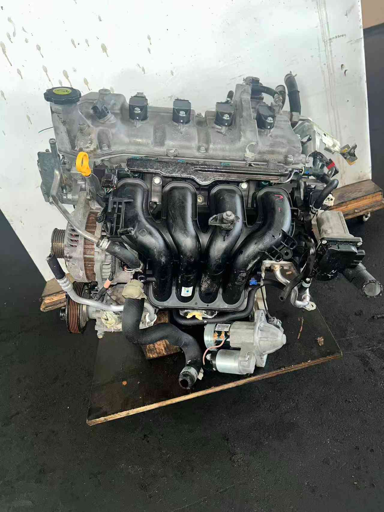 Mazda ZJ engine side view