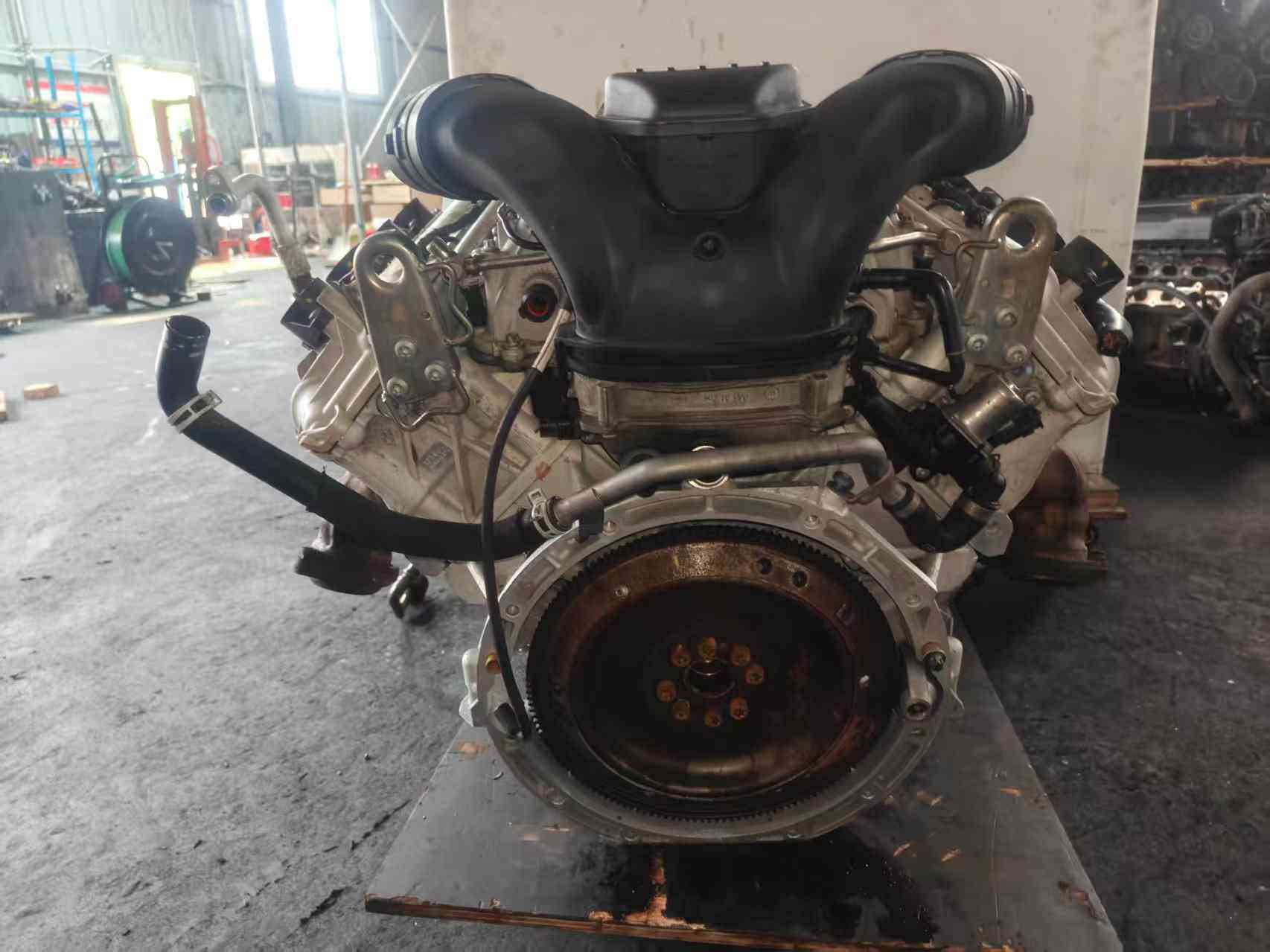 Mercedes Benz M156 engine details