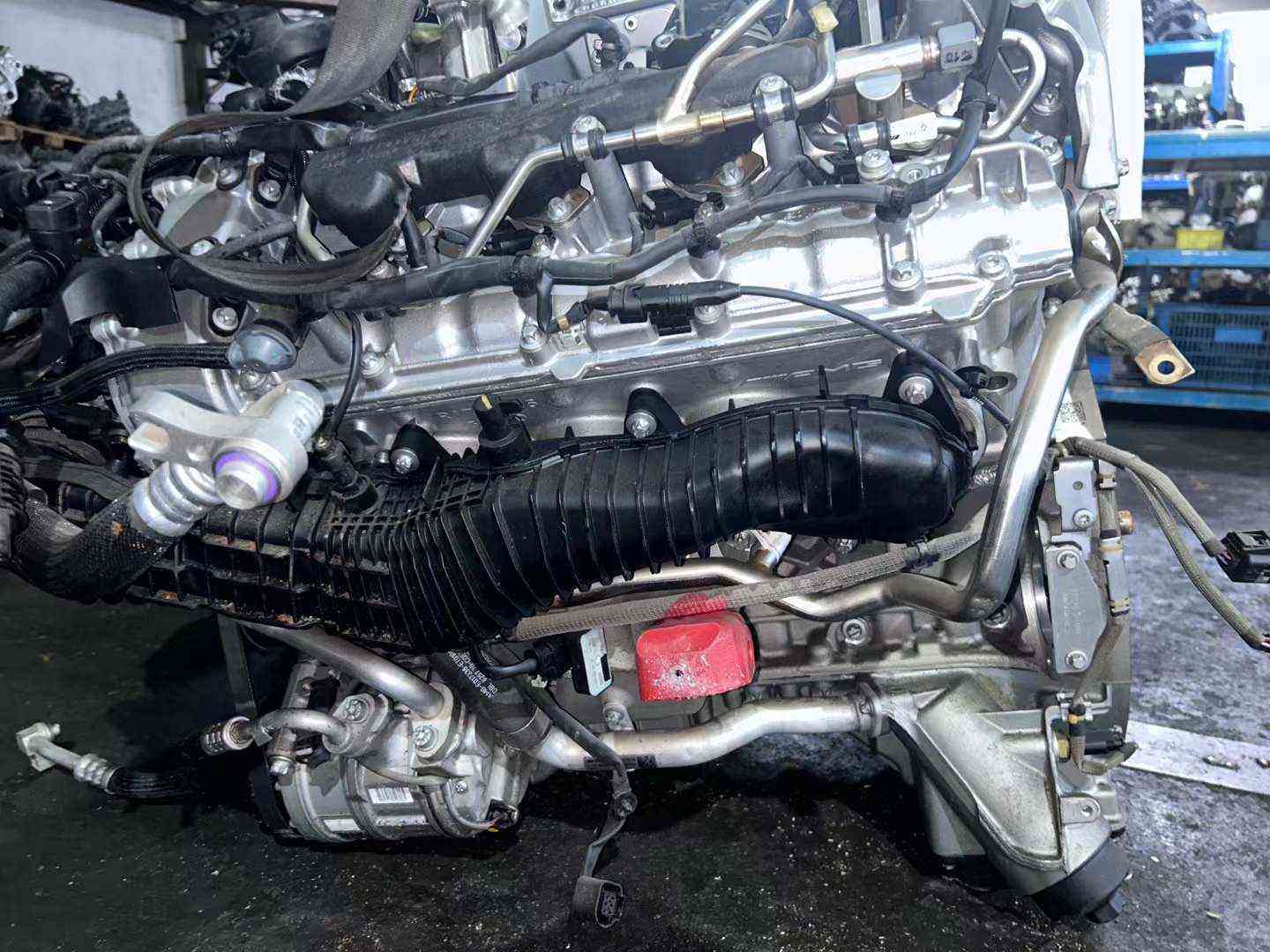 Mercedes Benz M177 engine replacement assembly