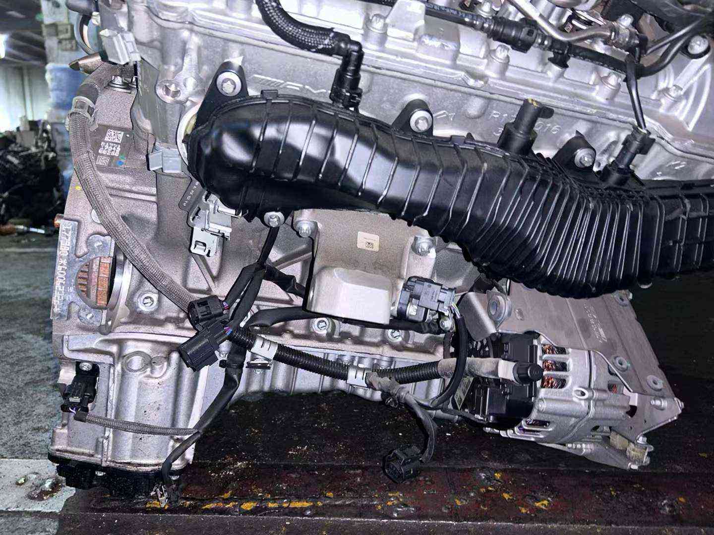 Mercedes Benz M177 engine side view