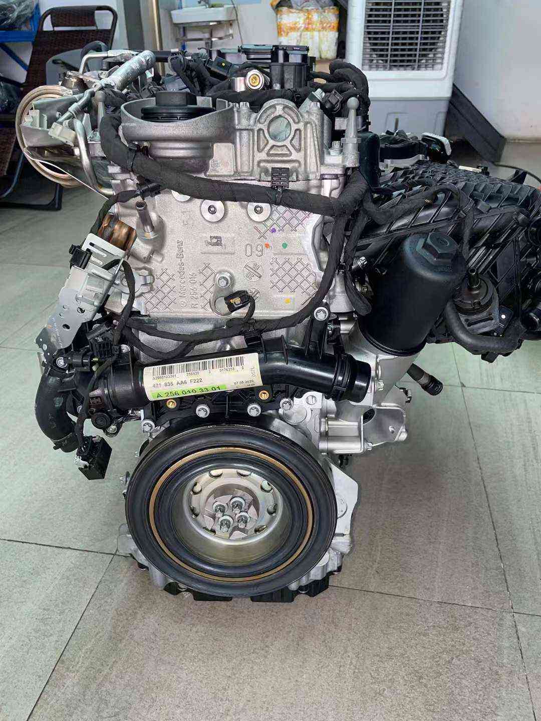 Mercedes Benz M256 engine details
