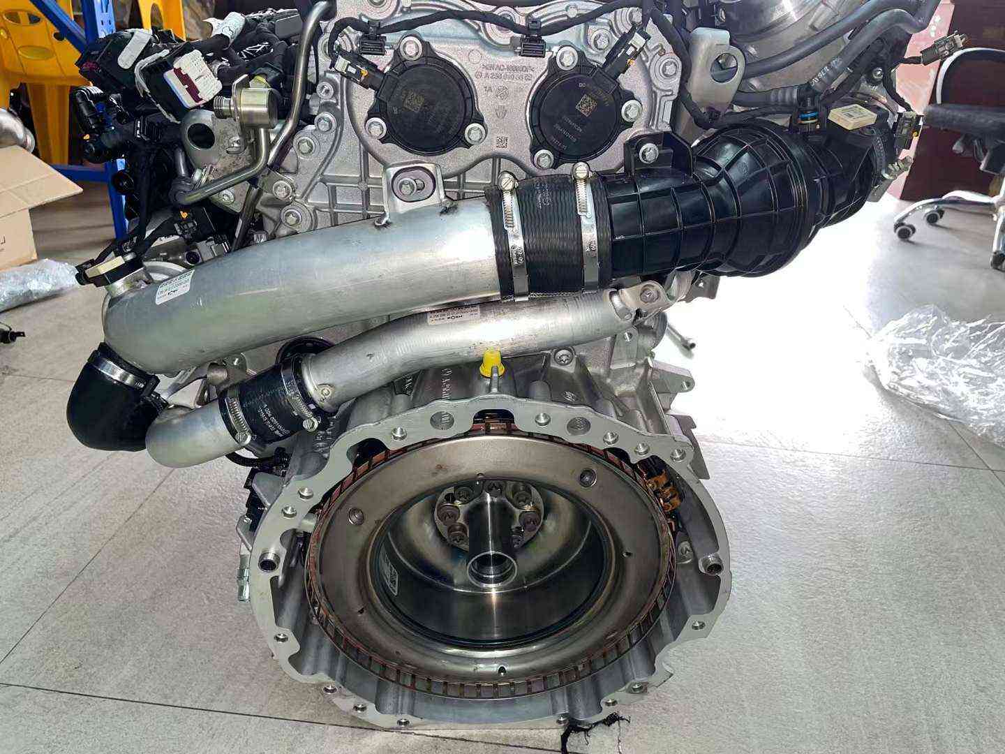 Used Mercedes Benz M256 engine assembly