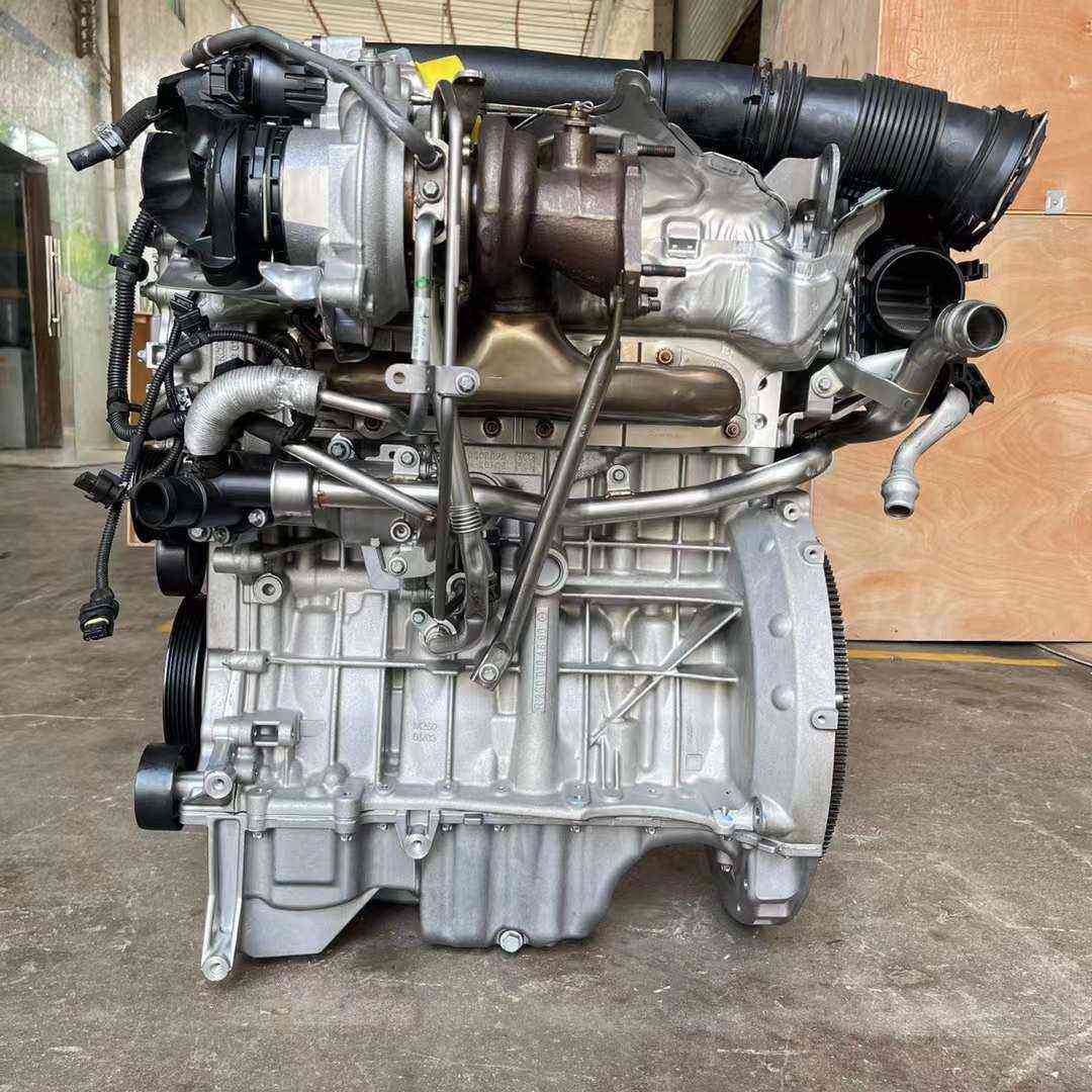 Used Mercedes Benz M260 engine assembly
