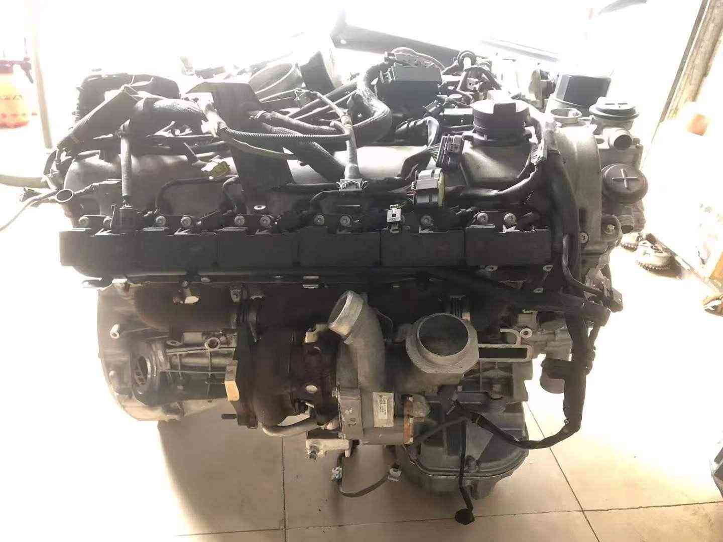Mercedes Benz M277 engine details