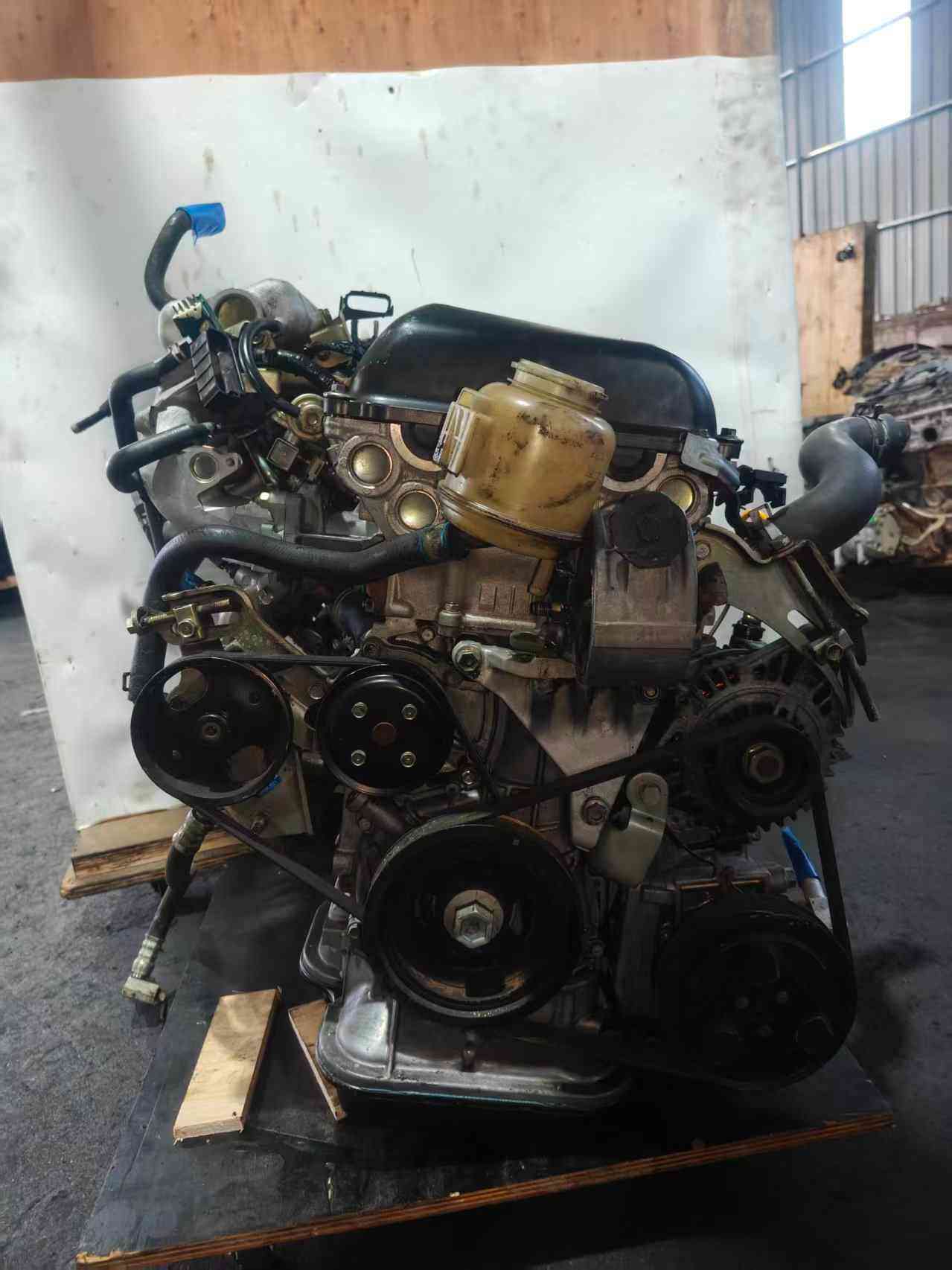 Nissan SR20 replacement engine for Nissan vehicles