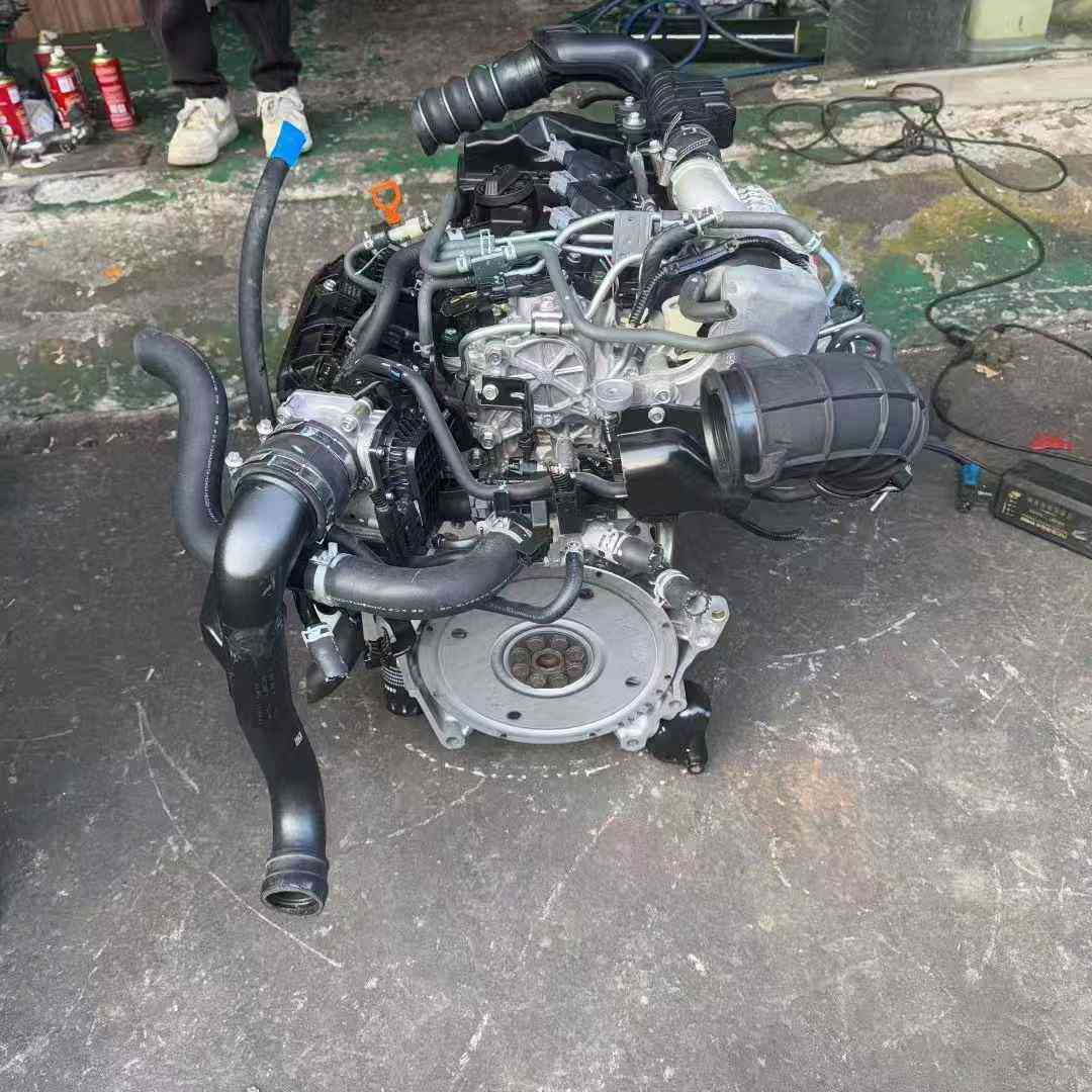 P10A1 turbo engine transmission side with flywheel