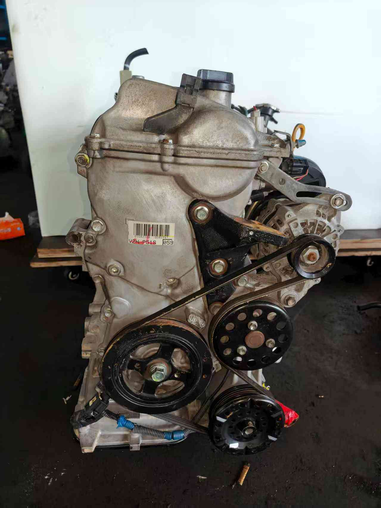Used Toyota 2NZ-FE engine assembly for replacement