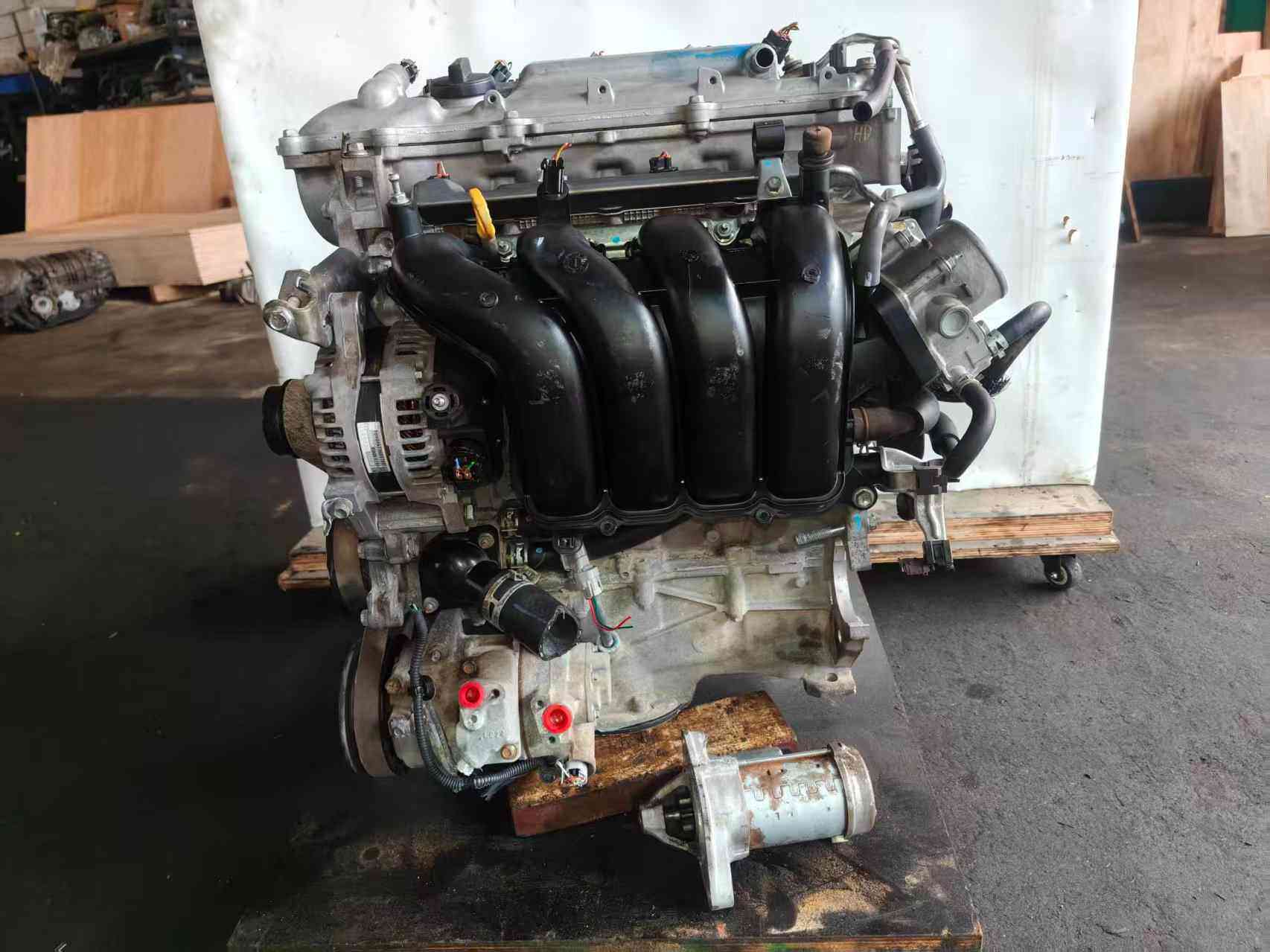 Used Toyota 2ZR-FE engine assembly for replacement
