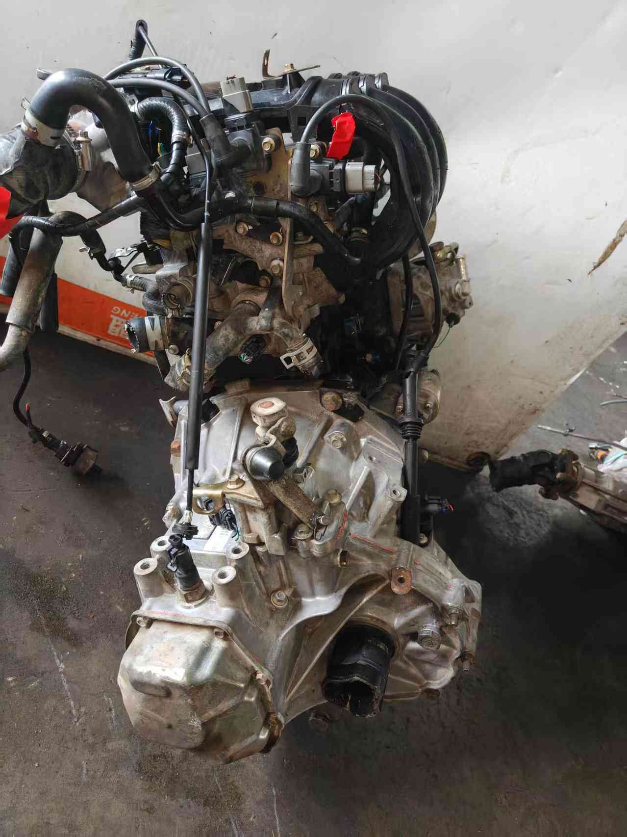 Chery SQR371F used engine assembly supplied with manual transmission