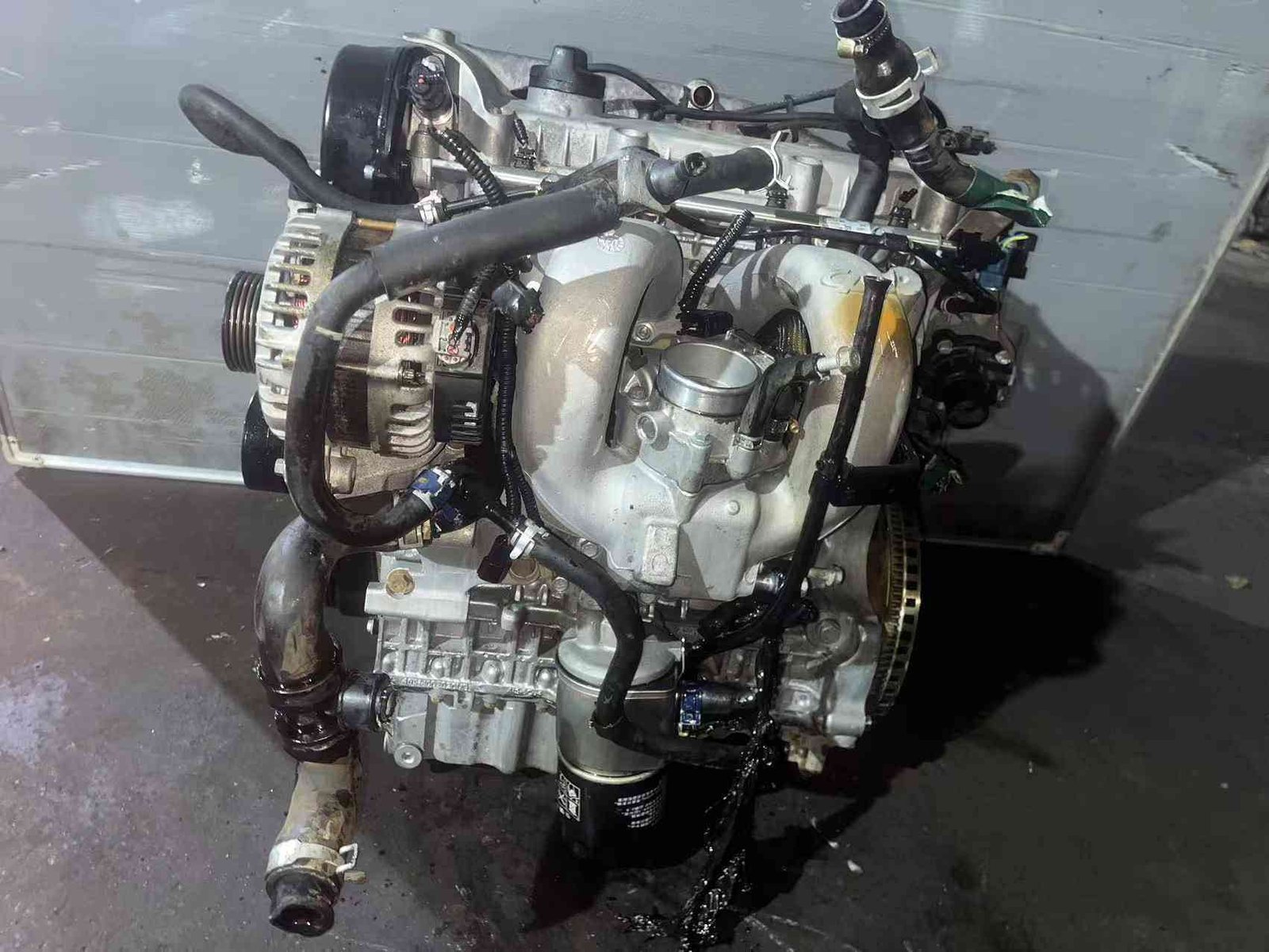 Complete Chery SQR484F used engine unit featuring VVT configuration
