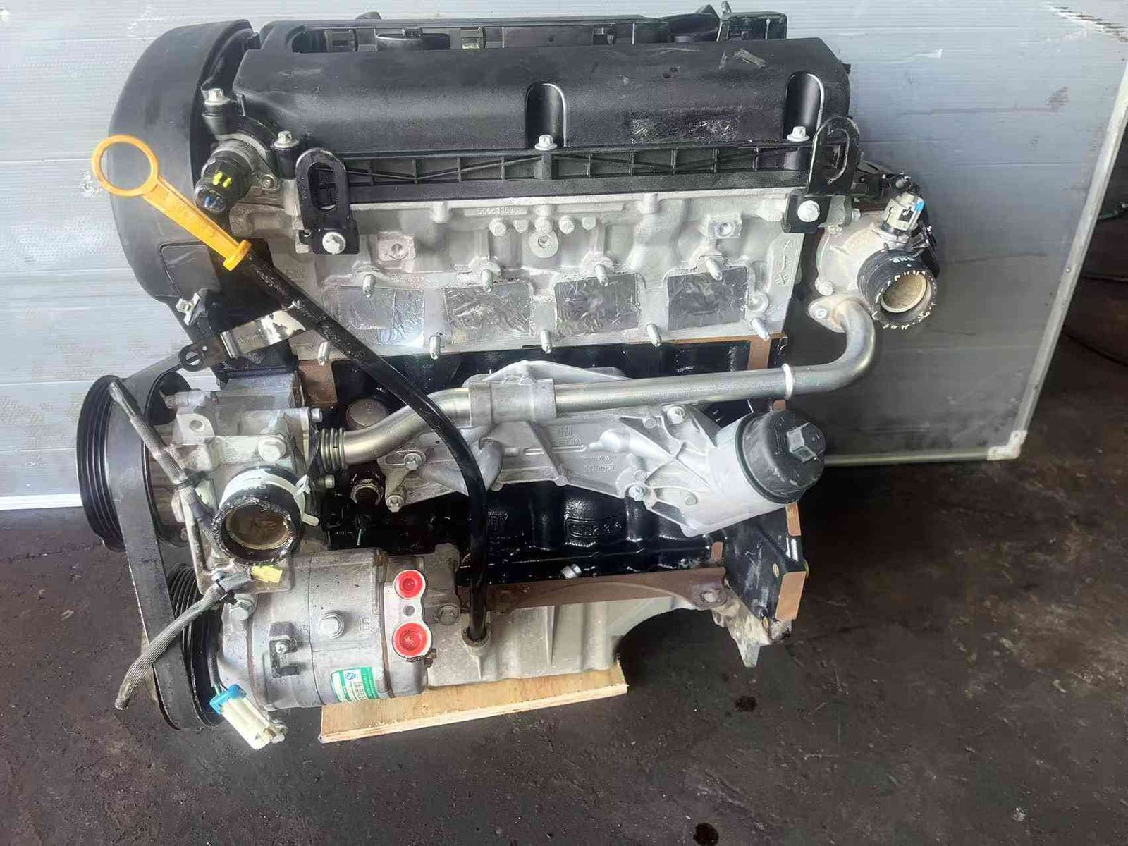 Chevrolet LUW used engine assembly for export supply