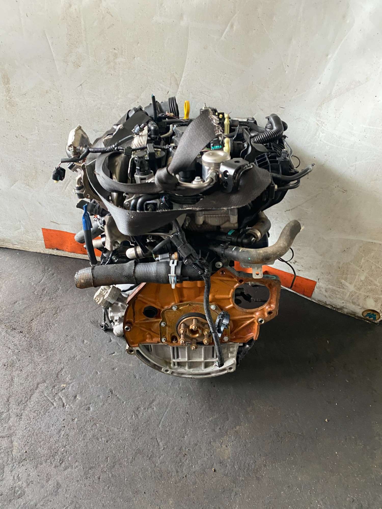 Ford 1.0 EcoBoost engine flywheel side with transmission bell housing
