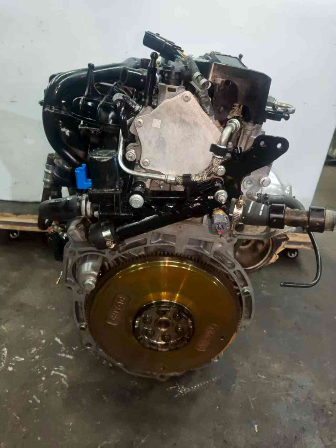 Ford 1.6 EcoBoost engine flywheel side with clutch housing