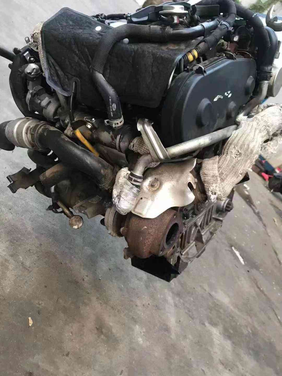 Land Rover 276DT 2.7L TDV6 used engine assembly