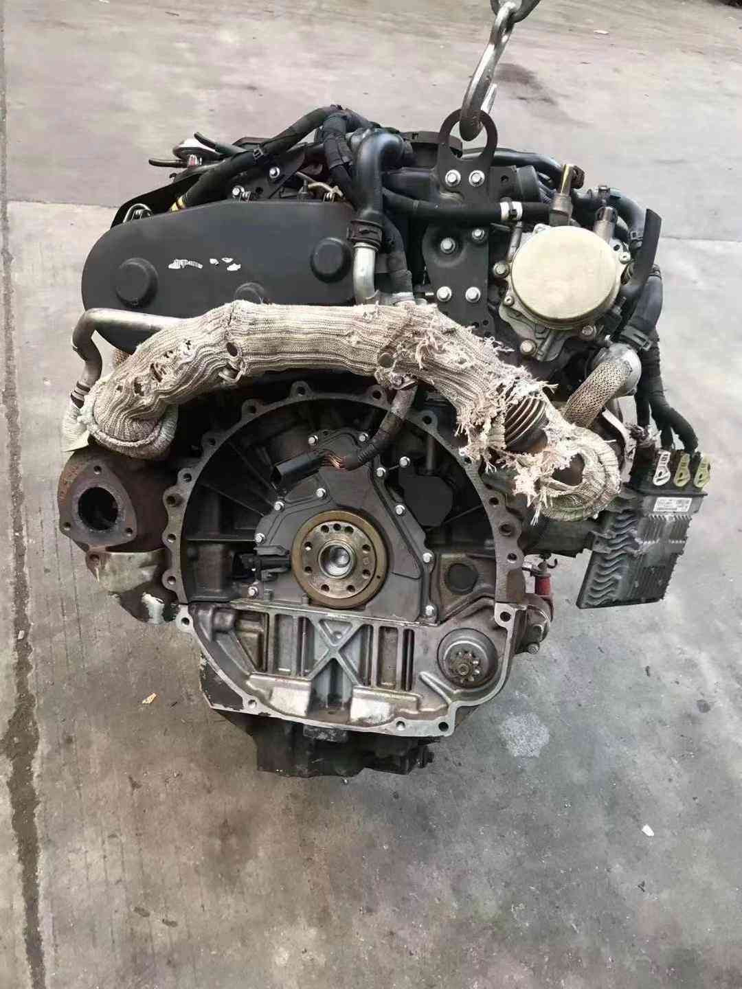 Tested Land Rover 2.7 V6 276DT engine block