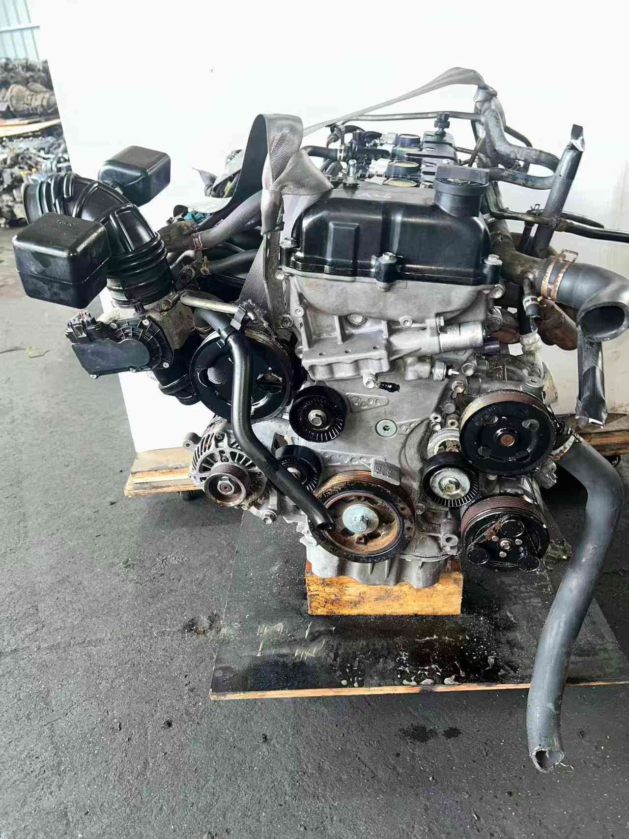 Suzuki J24B auto engine assembly for vehicle maintenance and resale