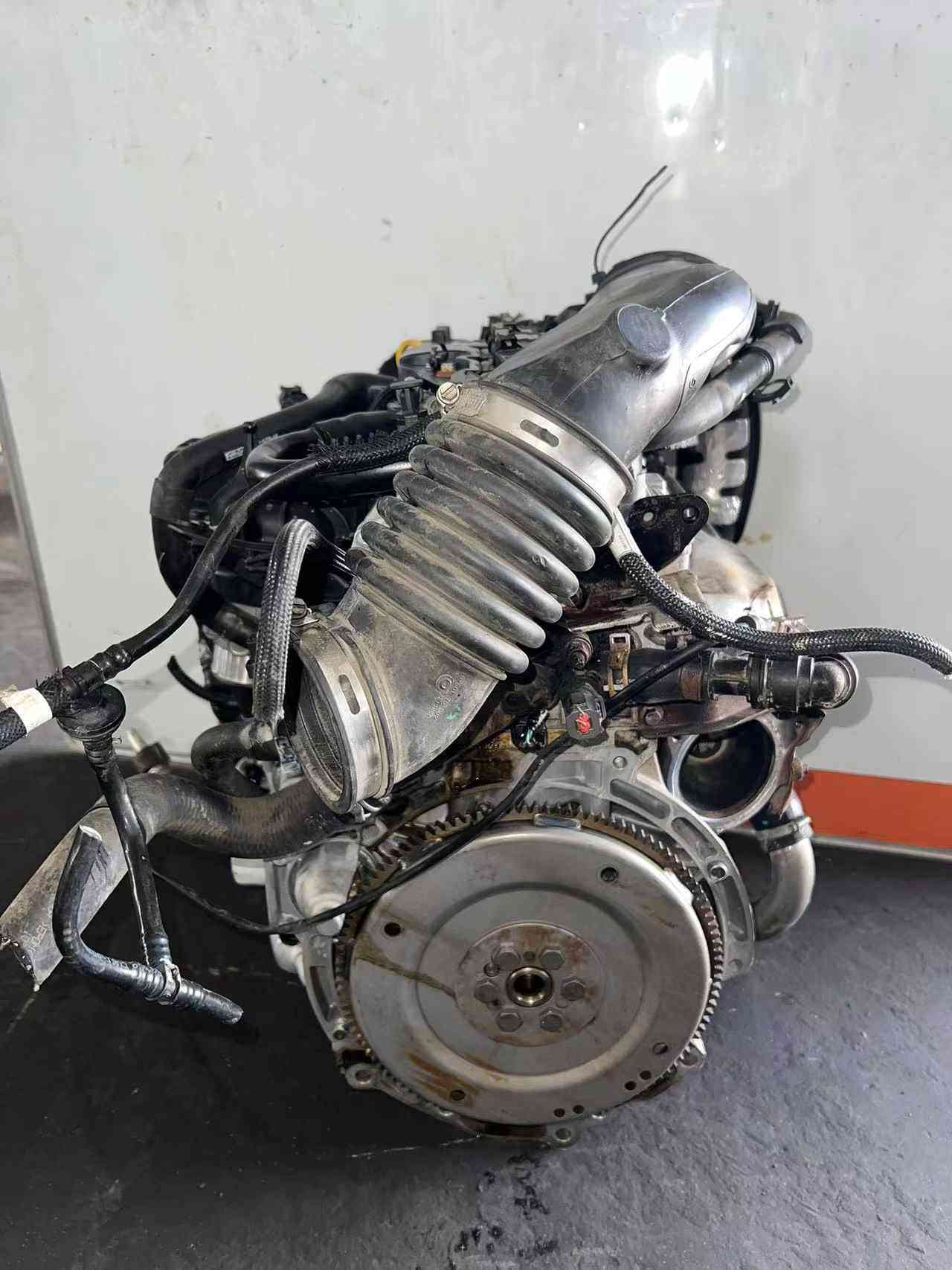 Volvo B4164T engine components and details
