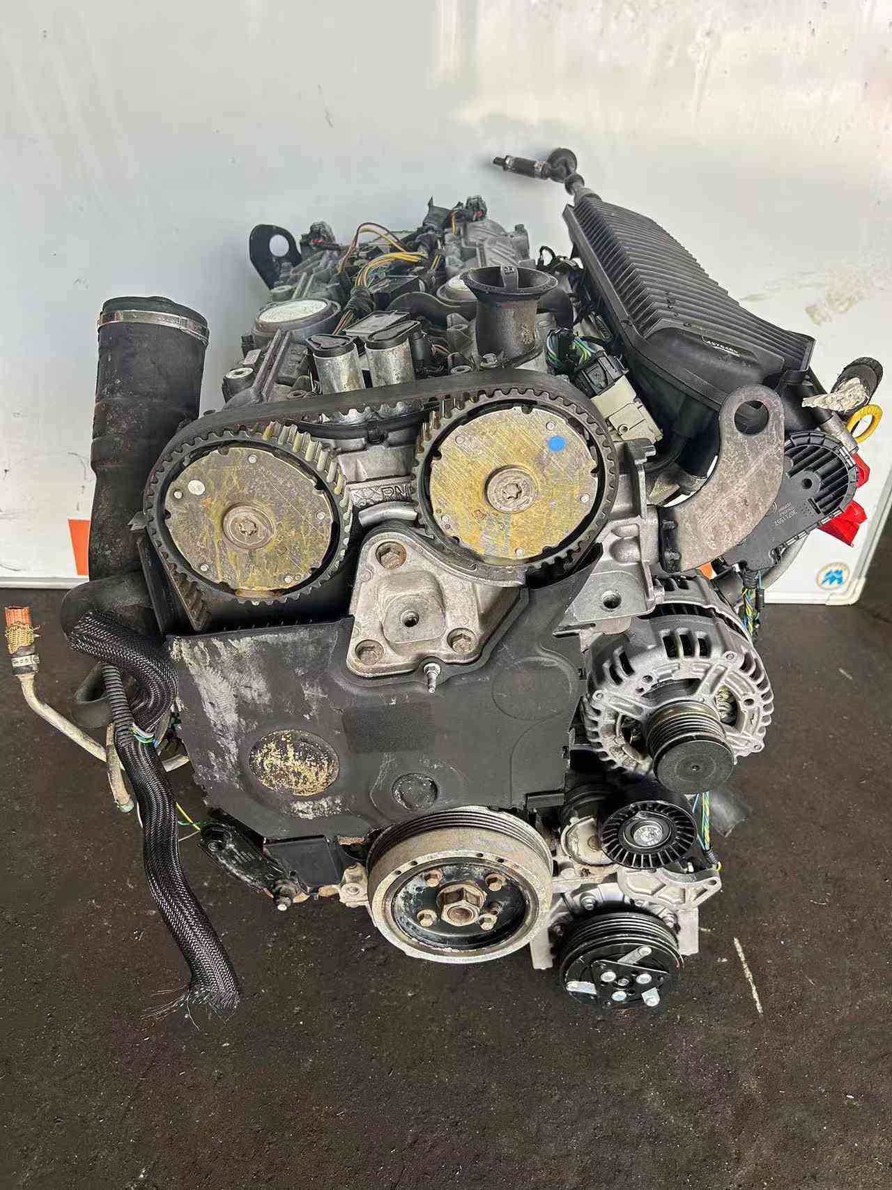 Volvo B5254T3 2.5L turbo engine replacement