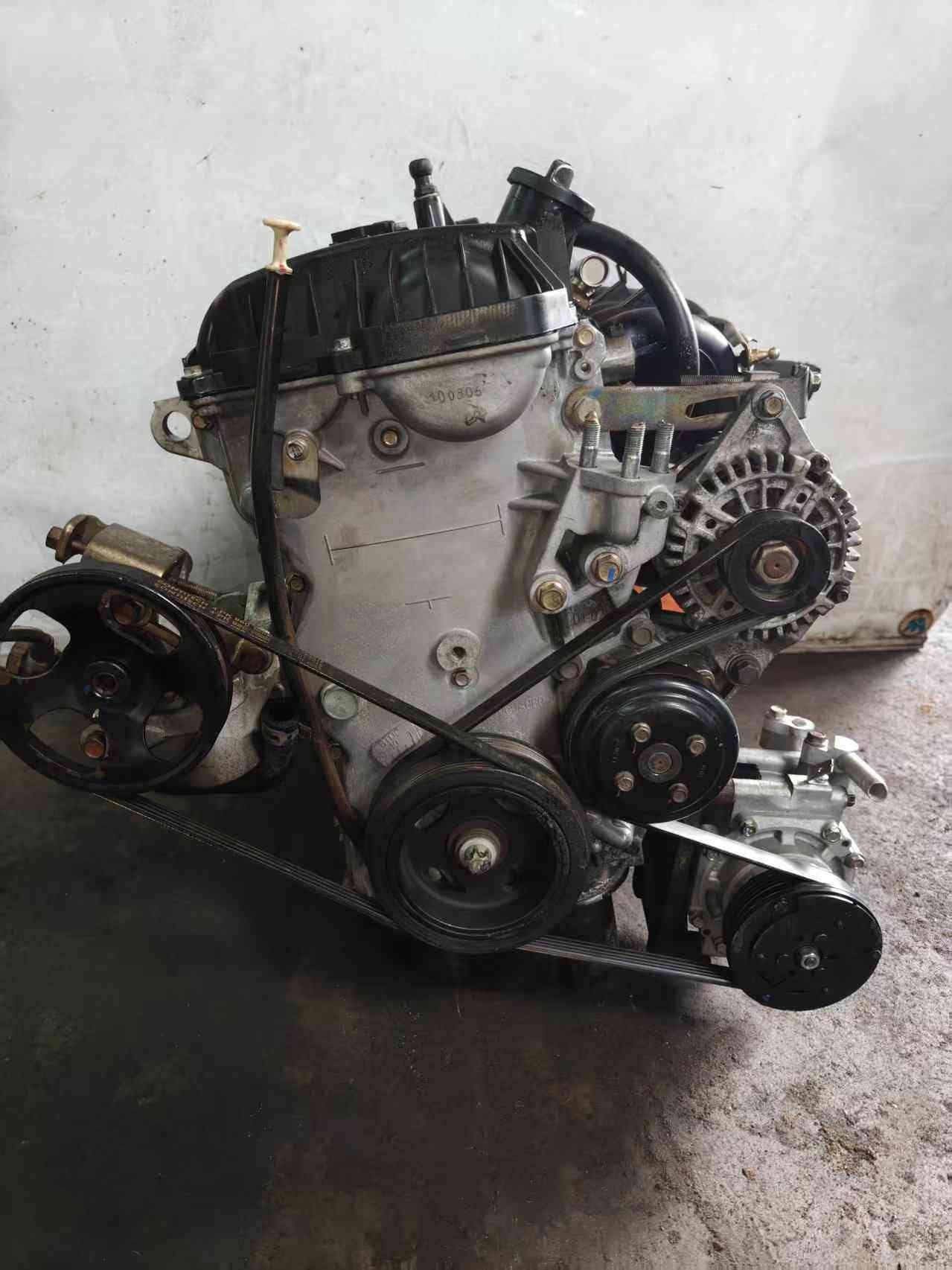 Detailed view of a Mitsubishi 4A91 1.5L MIVEC engine showing the intake manifold.