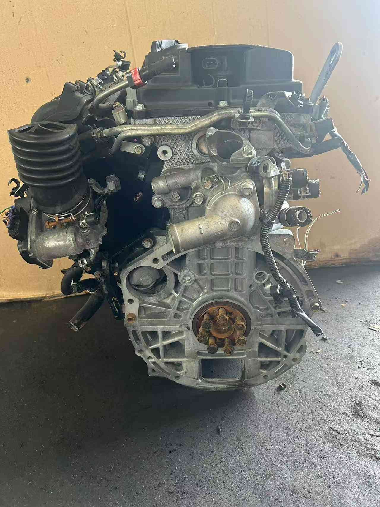 Complete 1.8L 4B10 MIVEC engine block suitable for various Mitsubishi models.