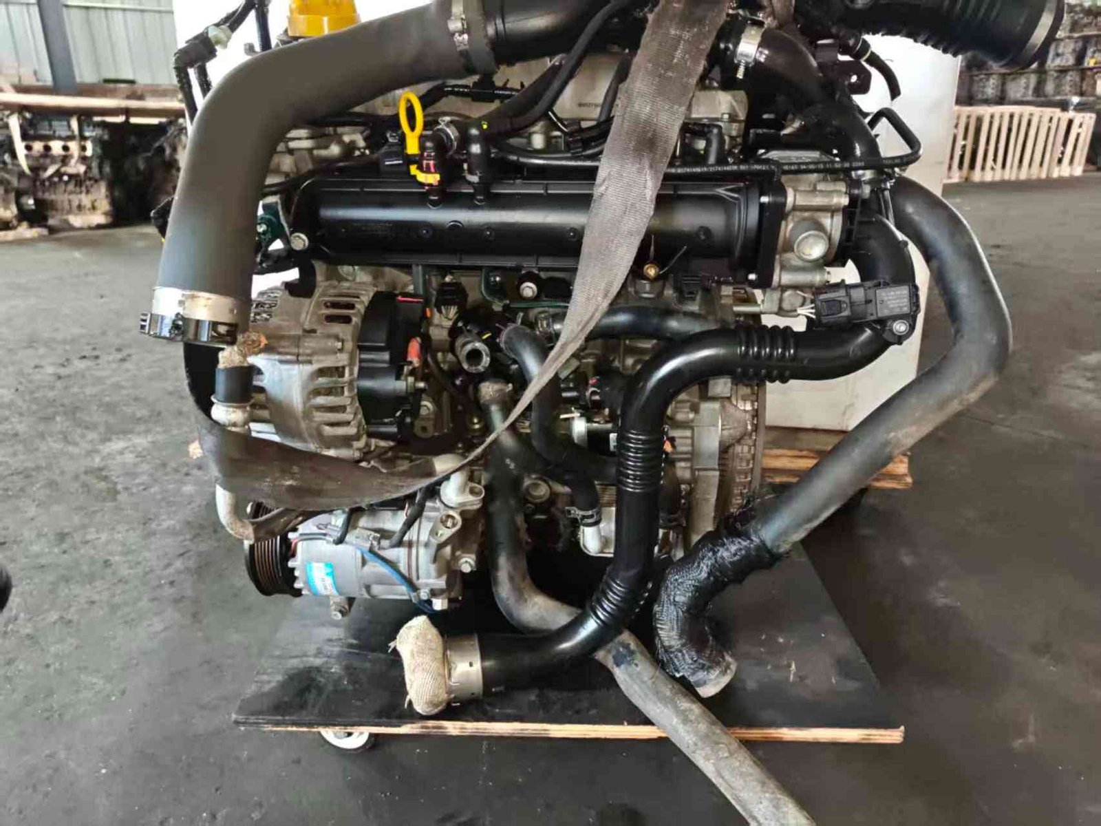 Nissan HRA2 engine assembly for automotive replacement parts sourcing