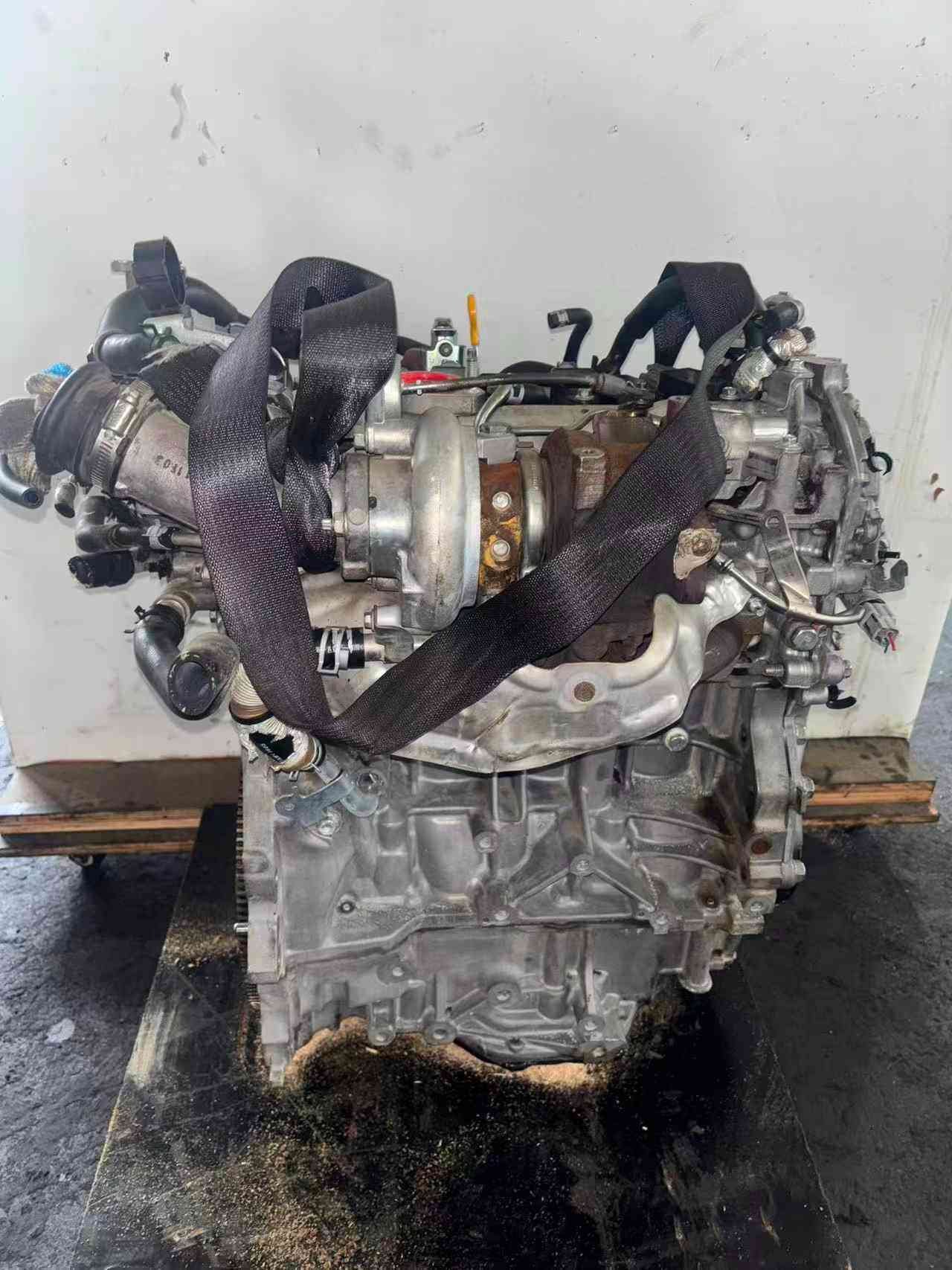 Nissan MR16DDT complete engine product image for aftermarket procurement
