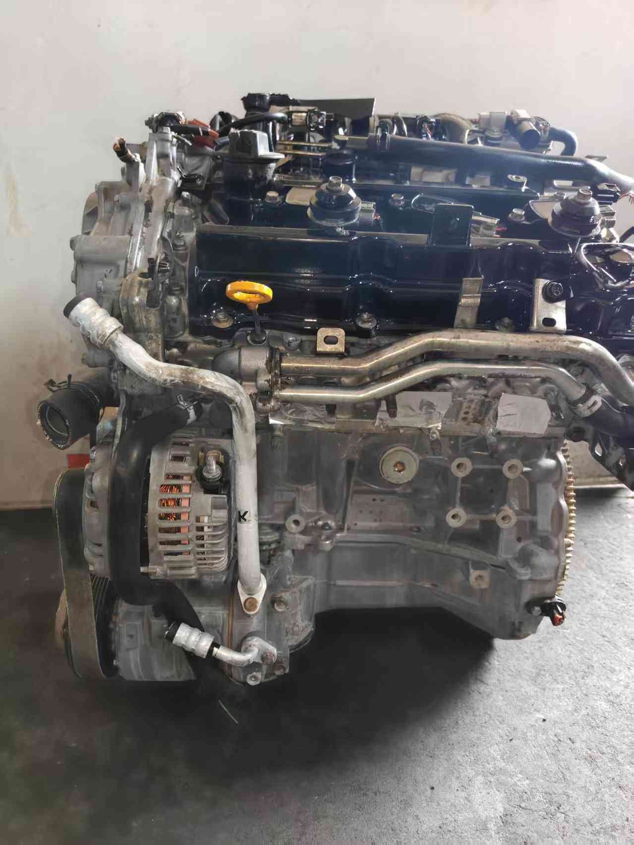 Nissan VQ35DE engine assembly for automotive replacement parts sourcing