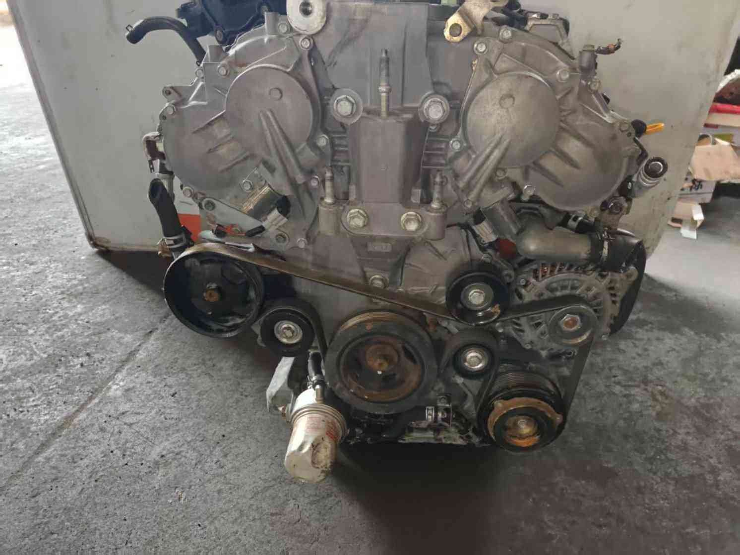 Nissan VQ35DE engine unit for wholesale automotive engine supply