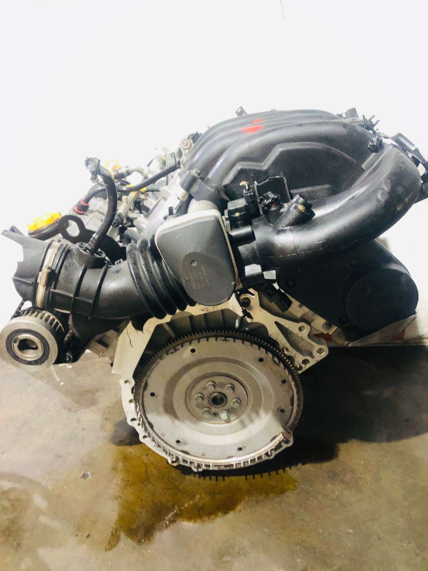 A rare specimen of the Roewe V6 25K4F powertrain, maintained in excellent condition.