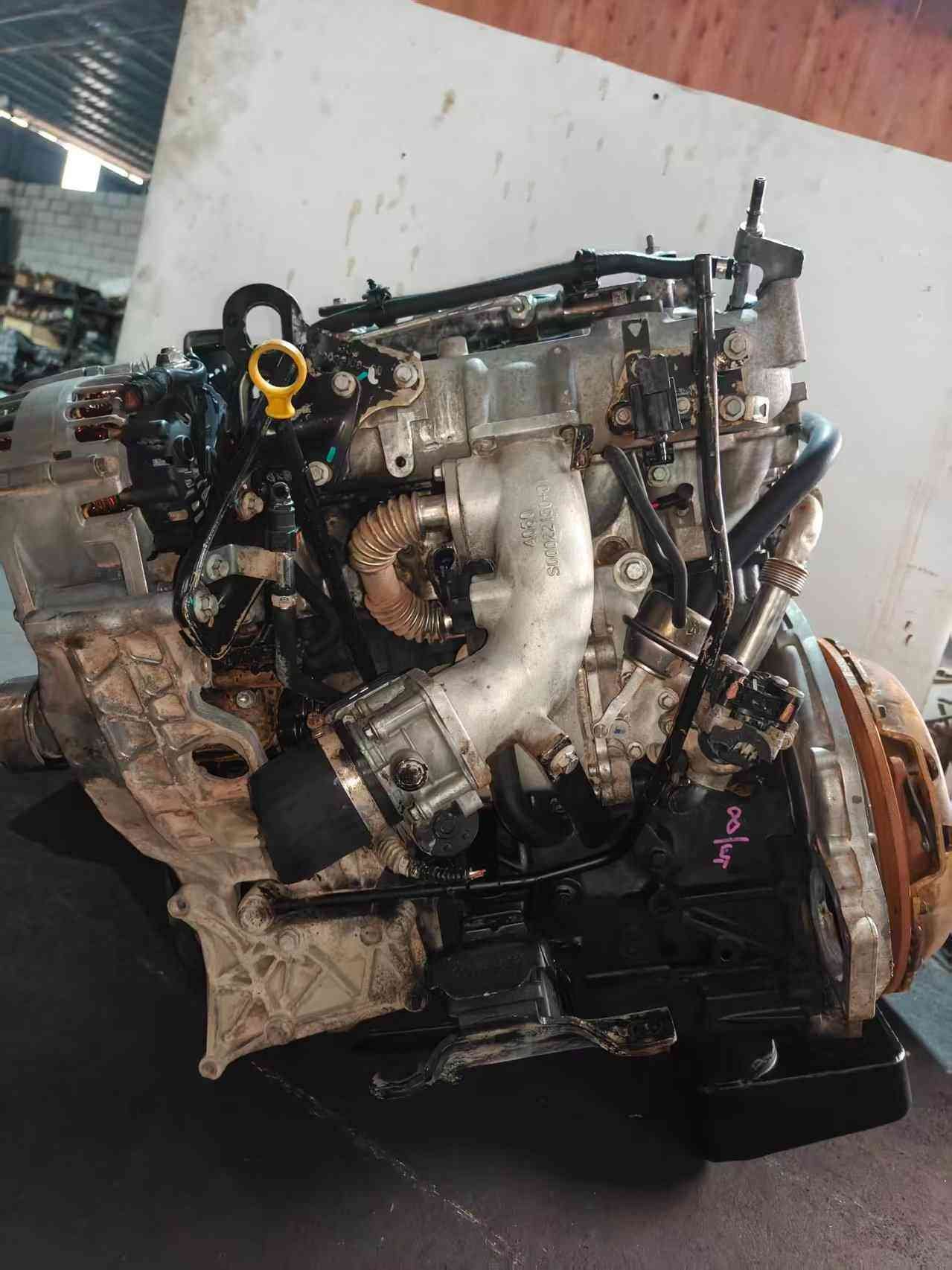 Heavy-duty construction of the 2.8T SC28R150Q5 diesel motor for light trucks.
