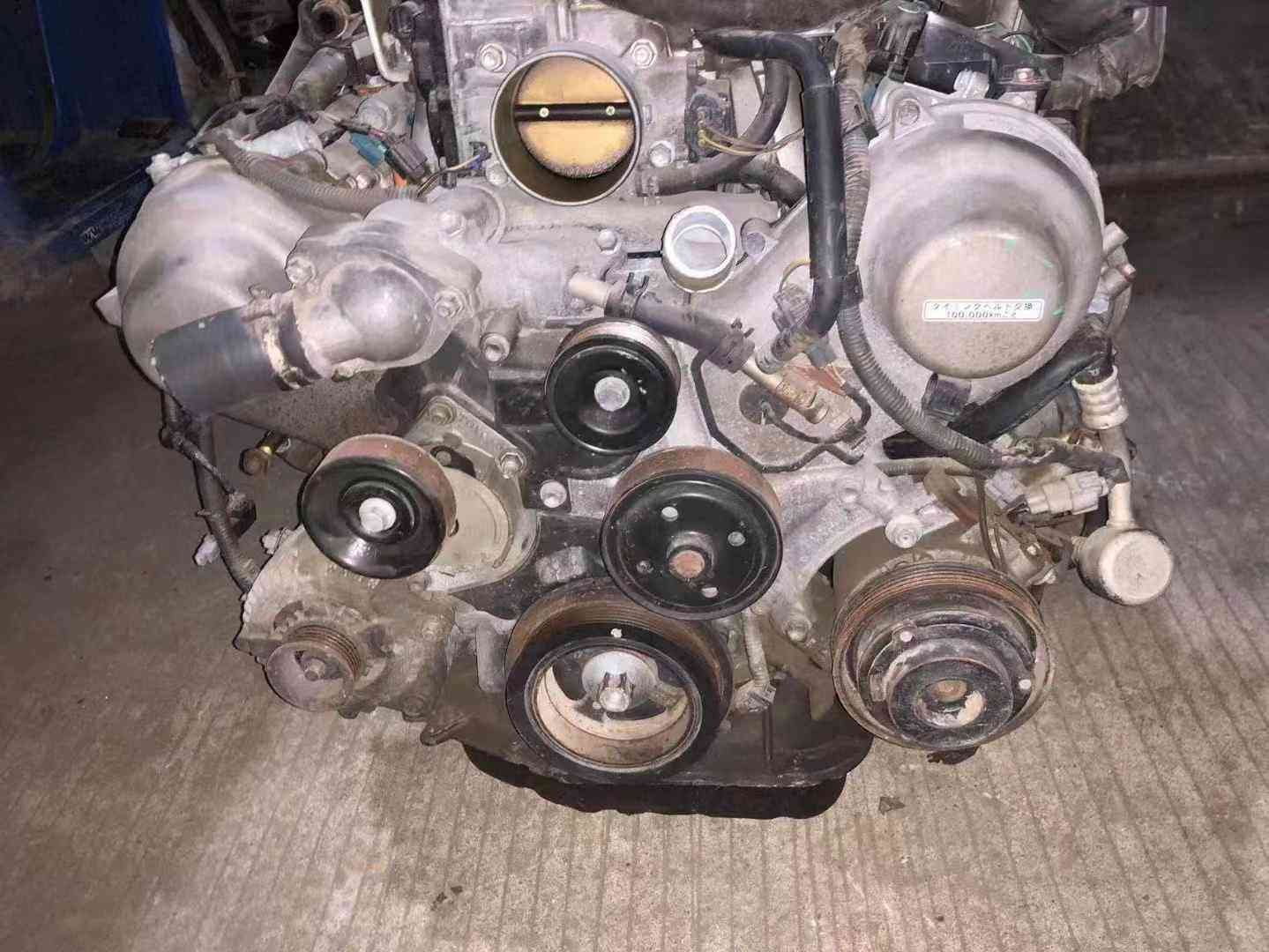 toyota-3uz-engine-side-view