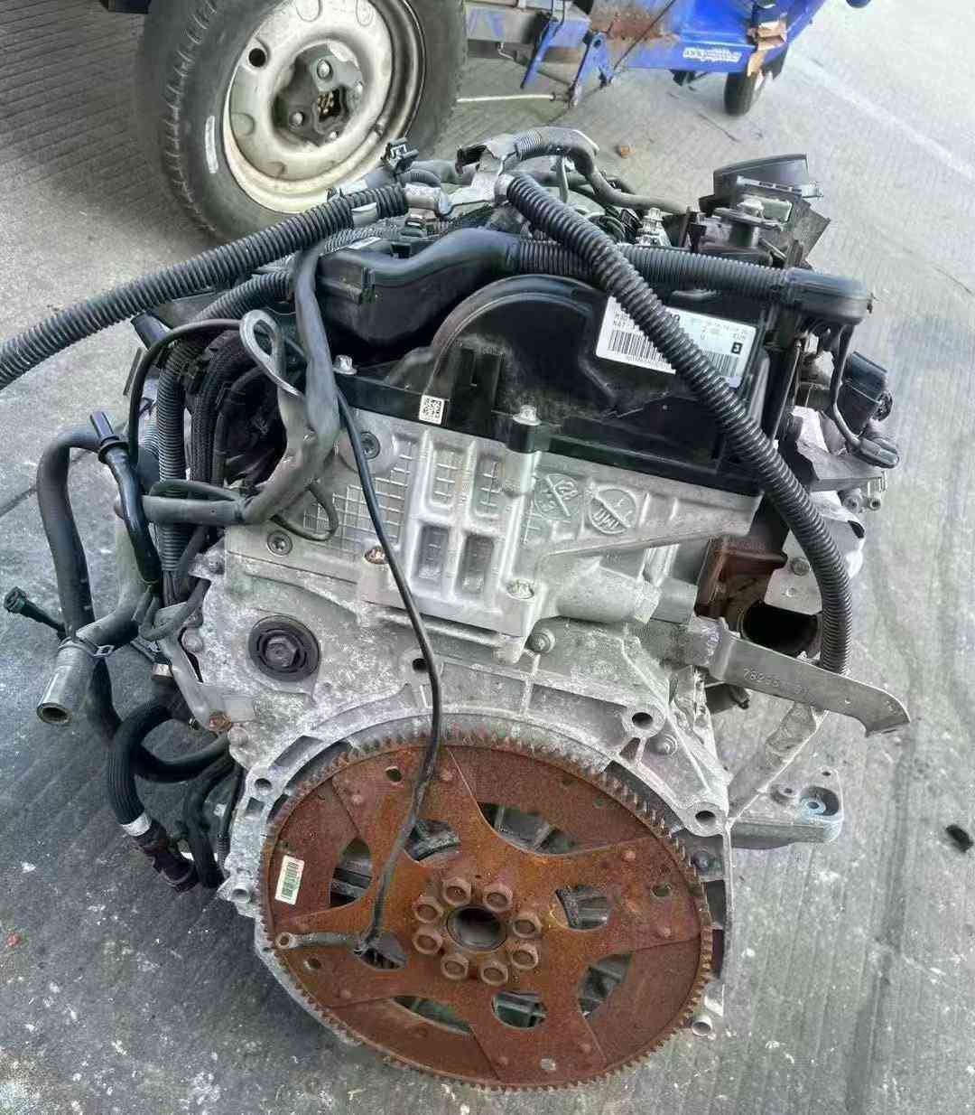 BMW N47 complete used engine assembly, product photo