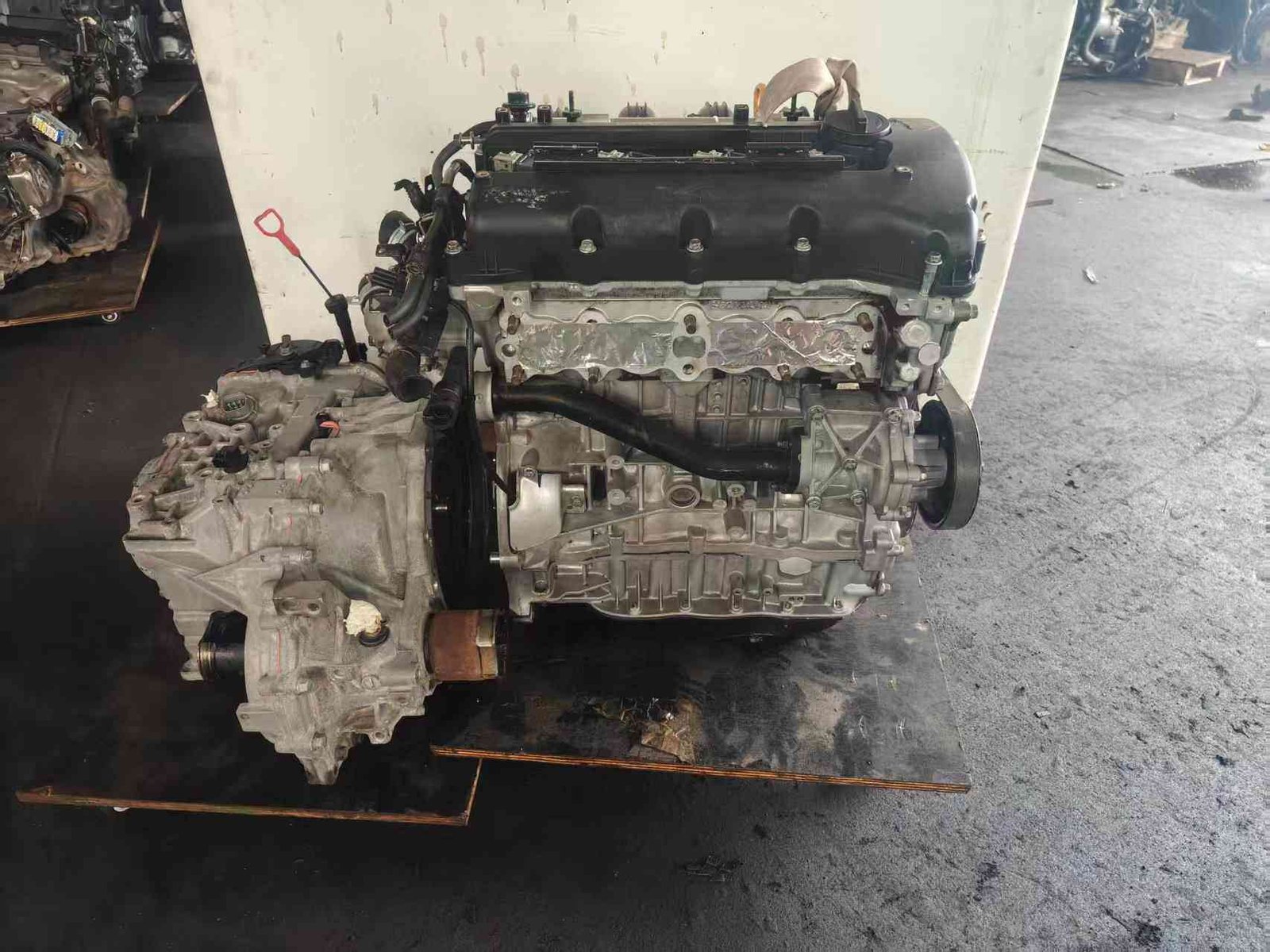 Hyundai Kia G4KC used engine exhaust side with cylinder head, engine block and transmission