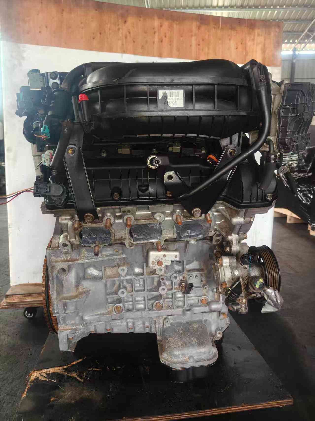 Hyundai Kia G6DA used V6 engine side view with black intake manifold and valve cover