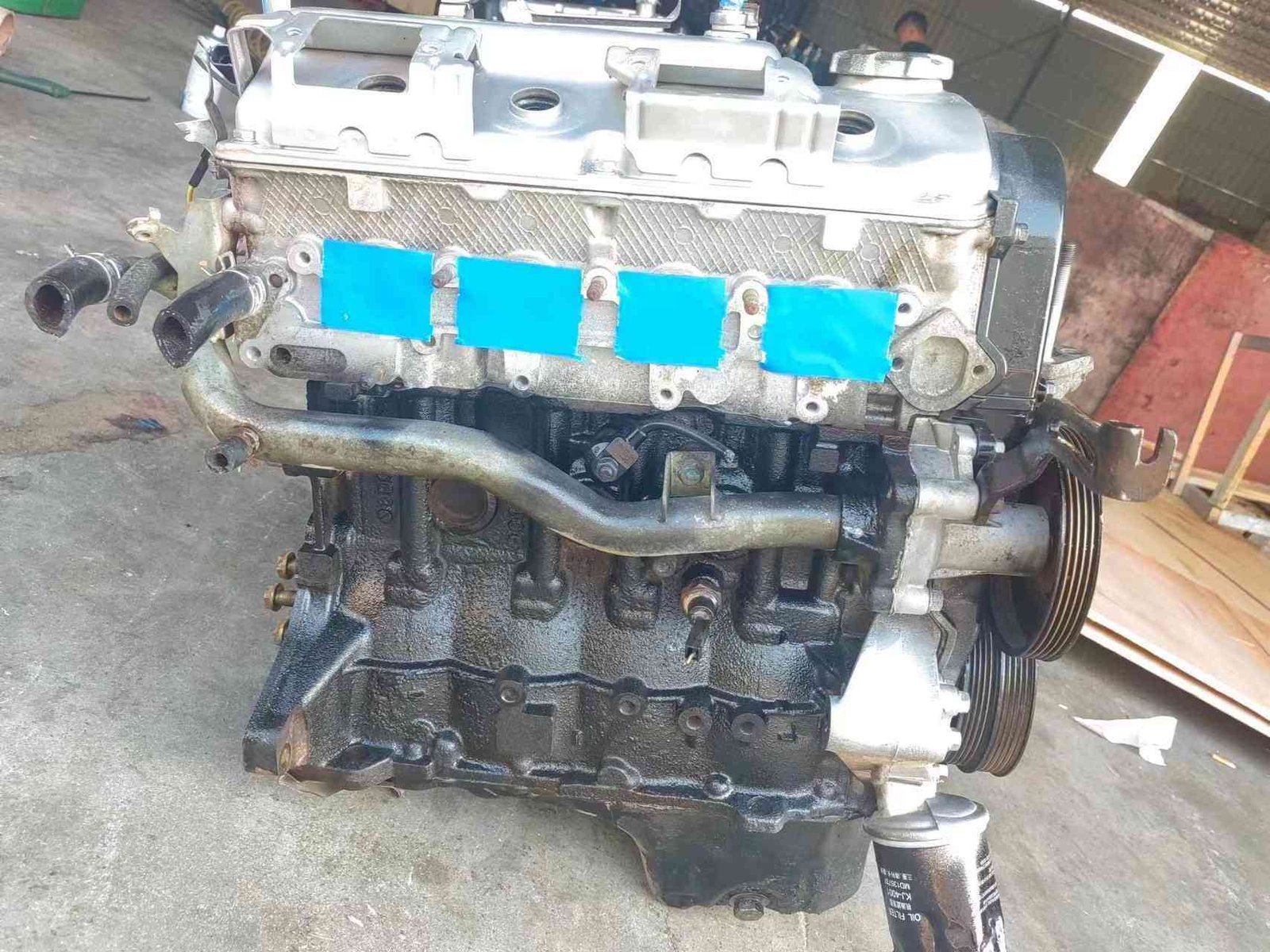 Front view of the Mitsubishi 4G18 engine