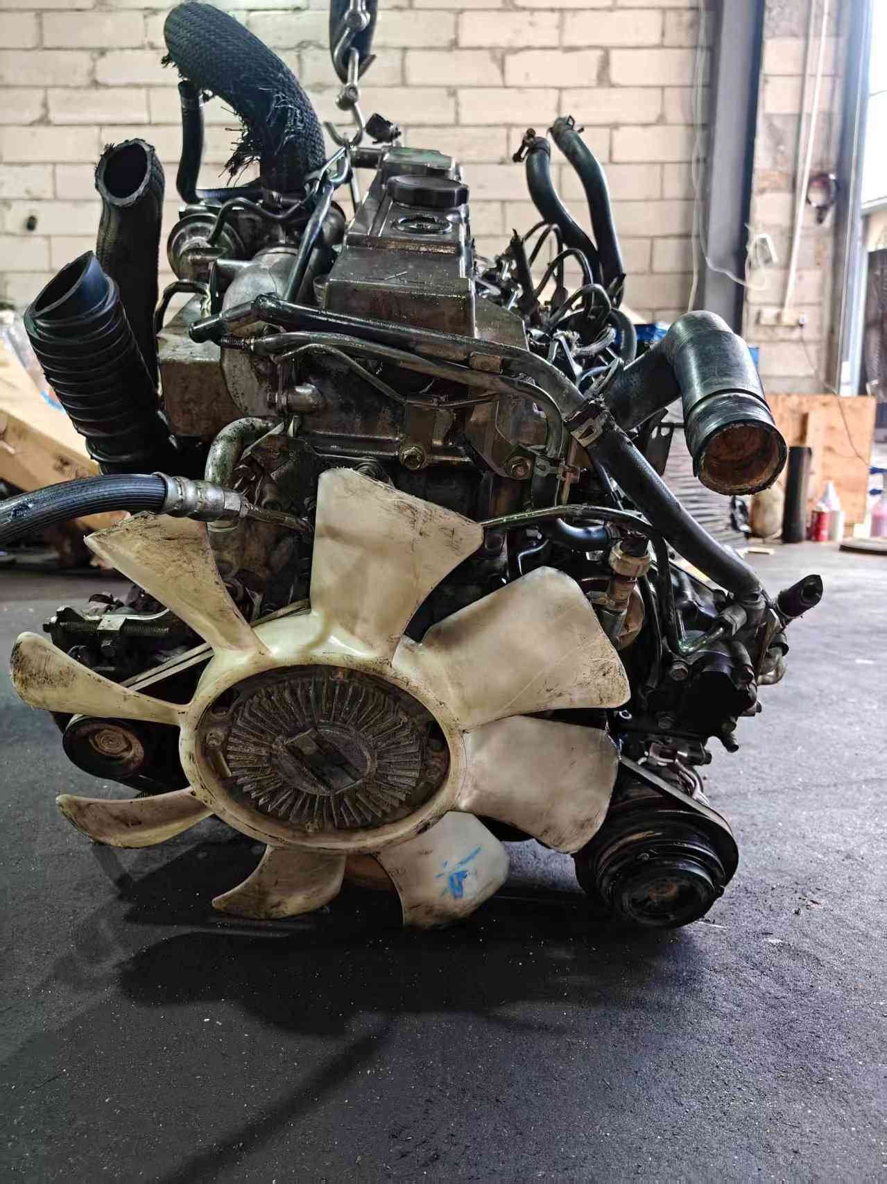 Mitsubishi 4M40T diesel engine assembly for Mitsubishi Pajero